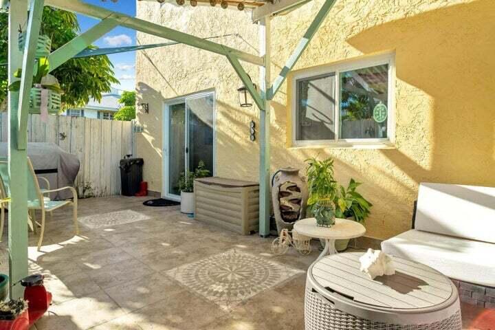 252 SW 6th Str 4
