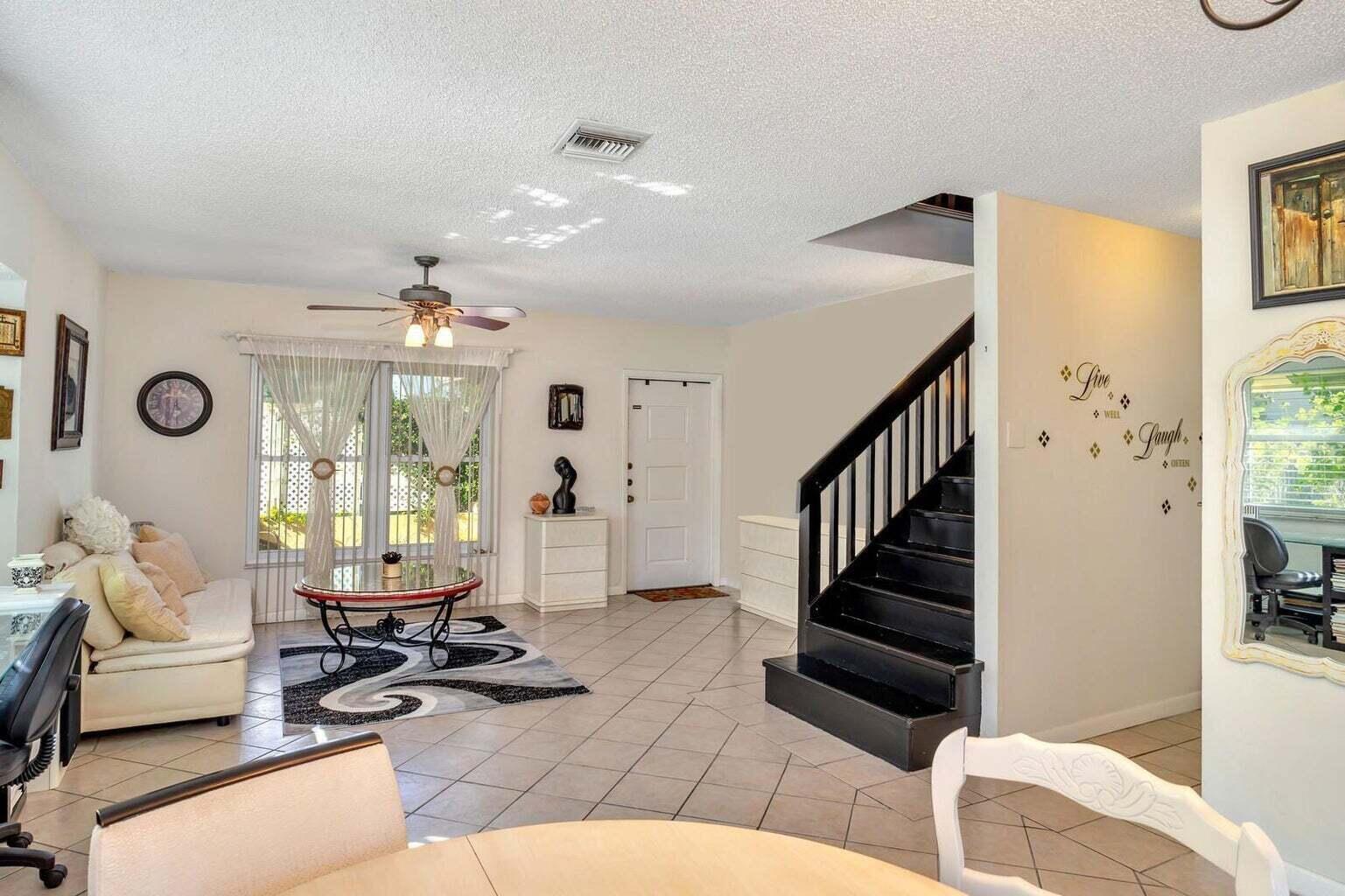 252 SW 6th Str 4