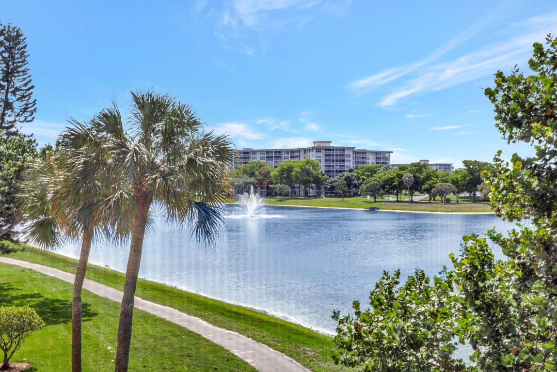 2751 N Palm Aire Drive 304