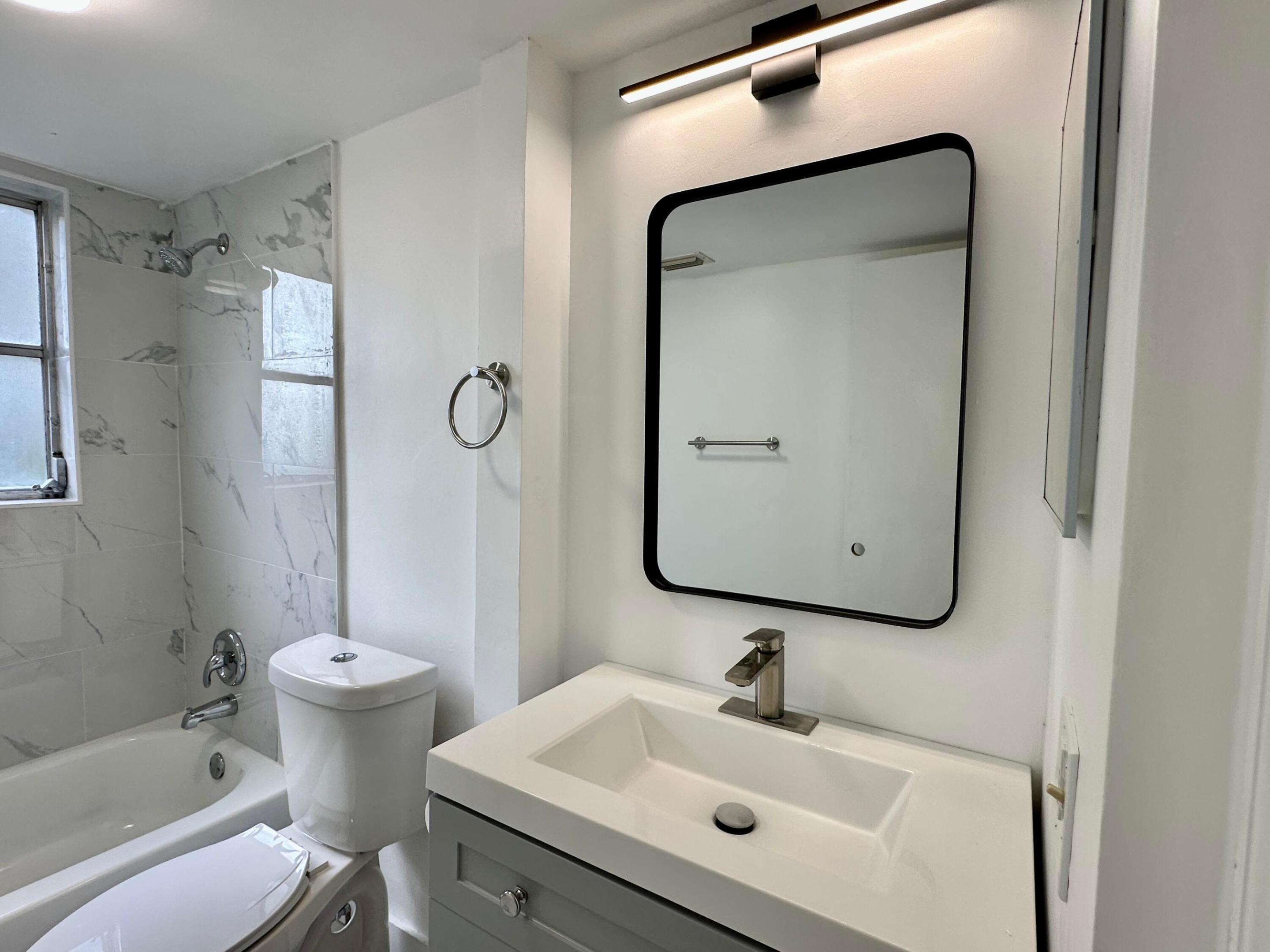 23099 Barwood Lane N 109