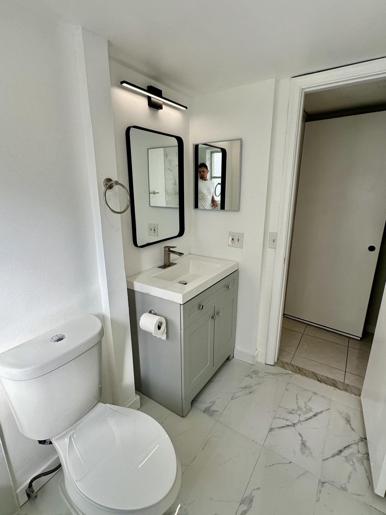 23099 Barwood Lane N 109