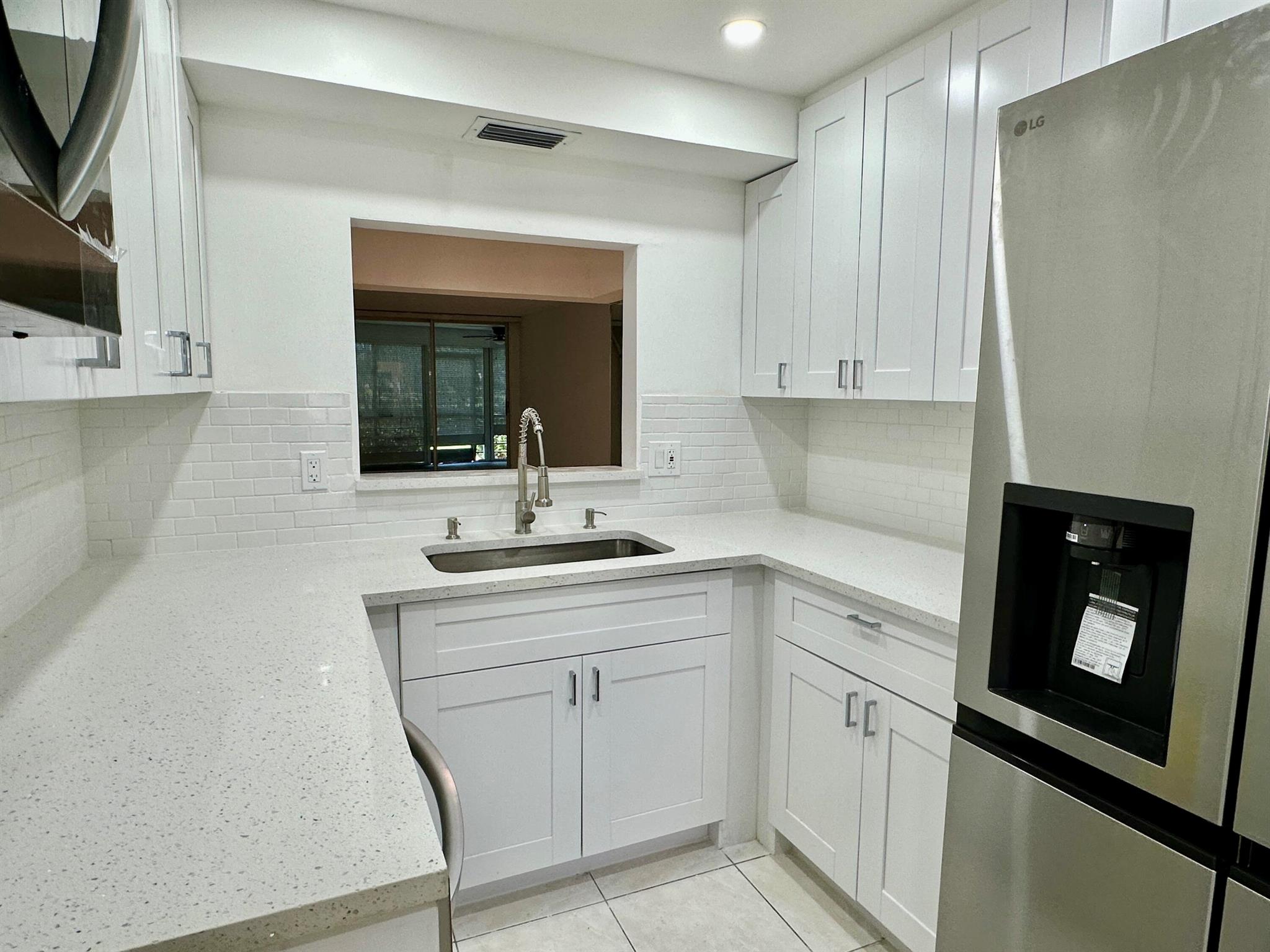 23099 Barwood Lane N 109