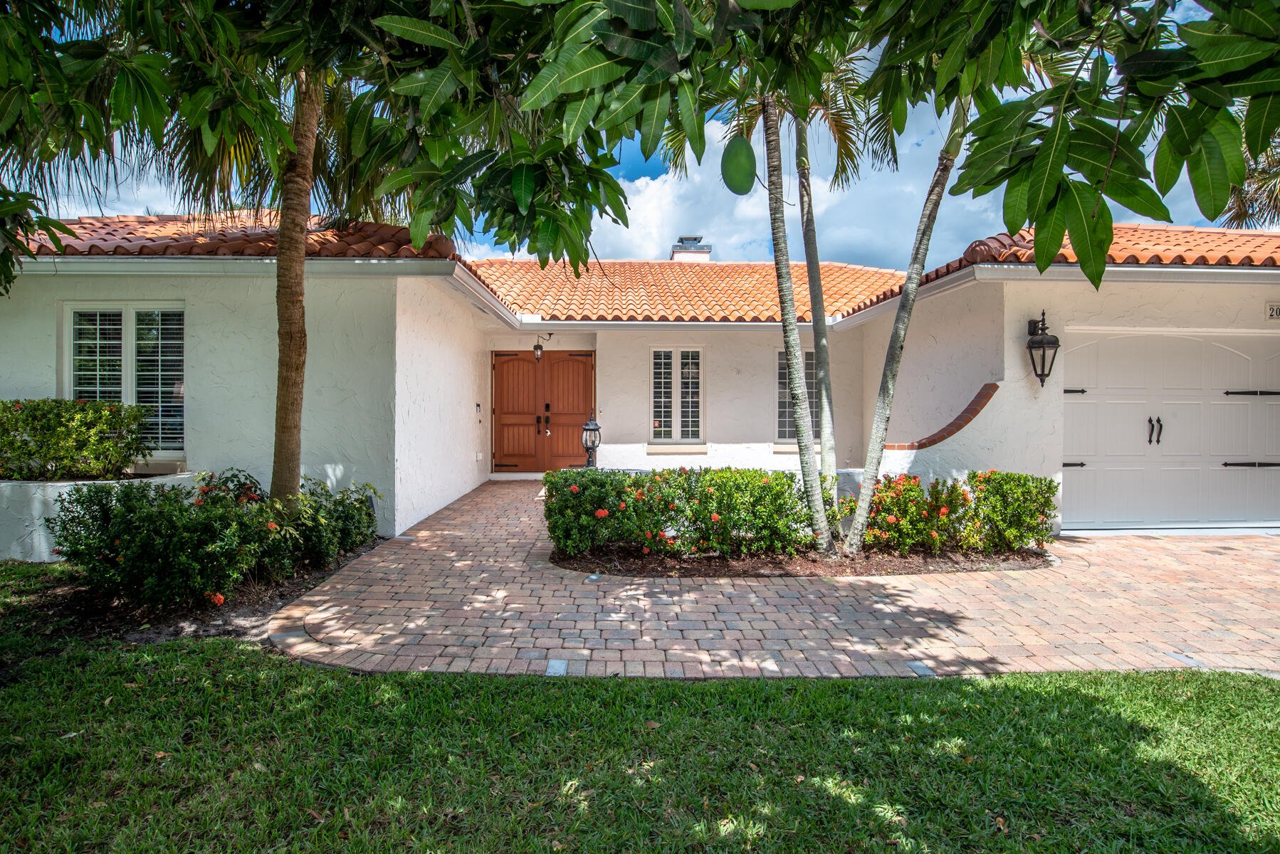 20777 Soneto Drive
