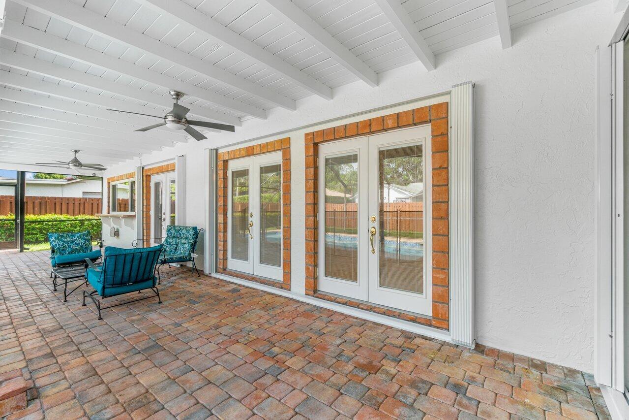 20777 Soneto Drive