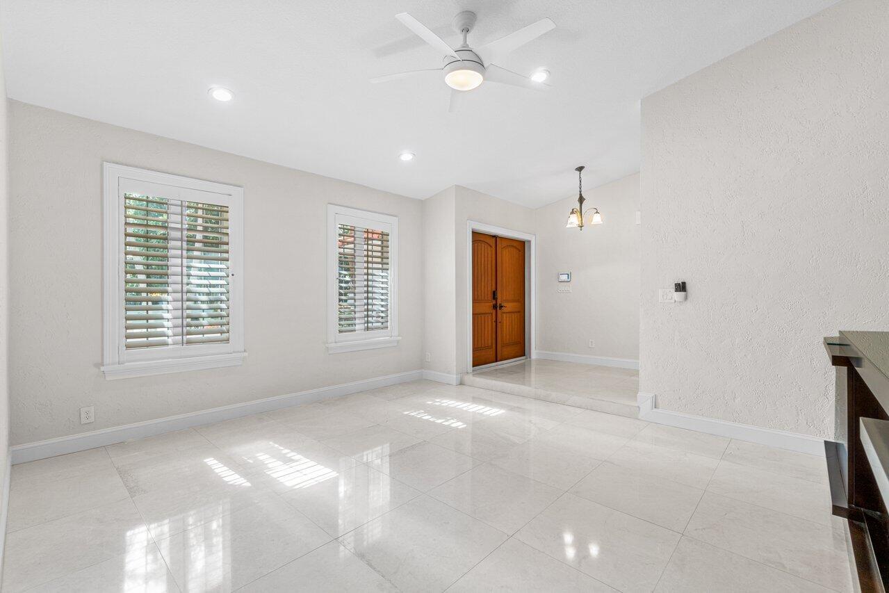 20777 Soneto Drive