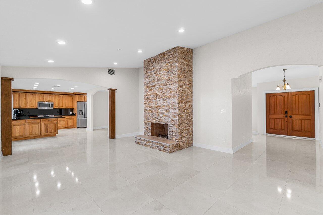 20777 Soneto Drive
