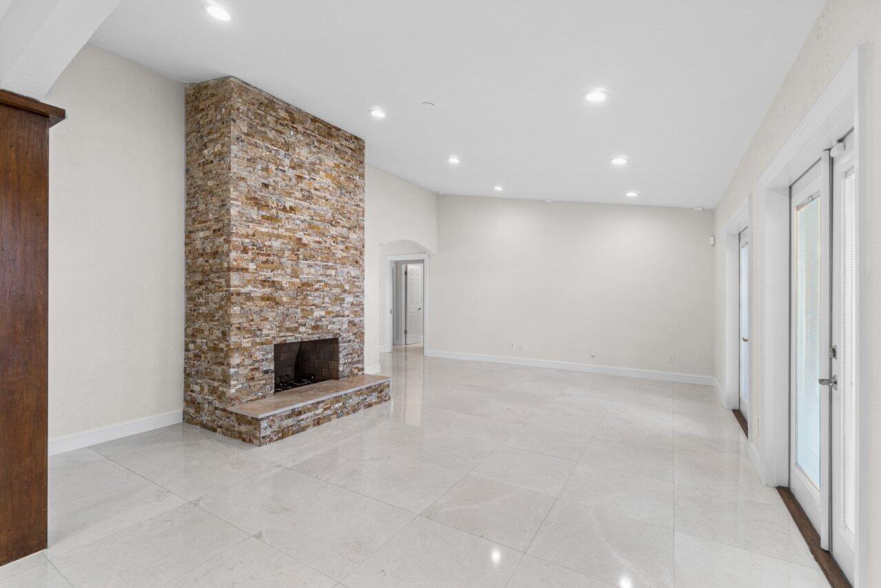 20777 Soneto Drive