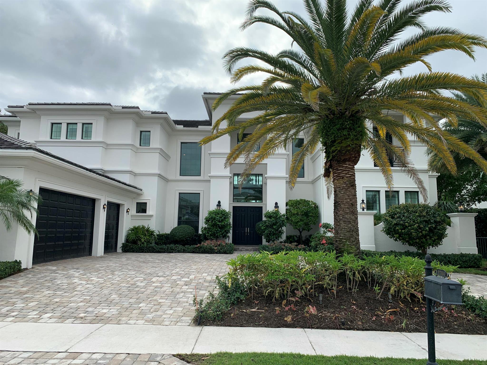 2704 NW 75th Street