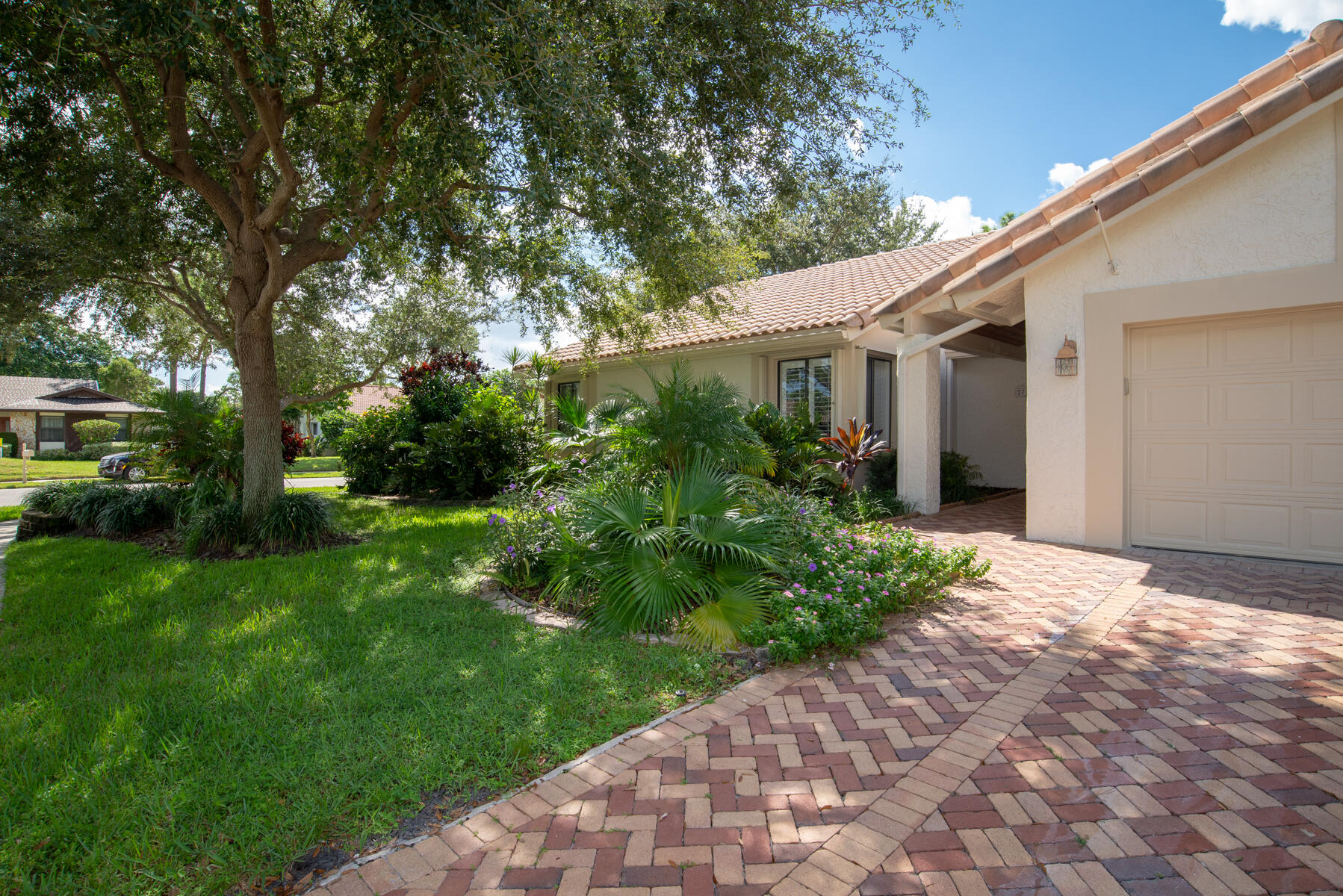 2711 NW 26th Circle