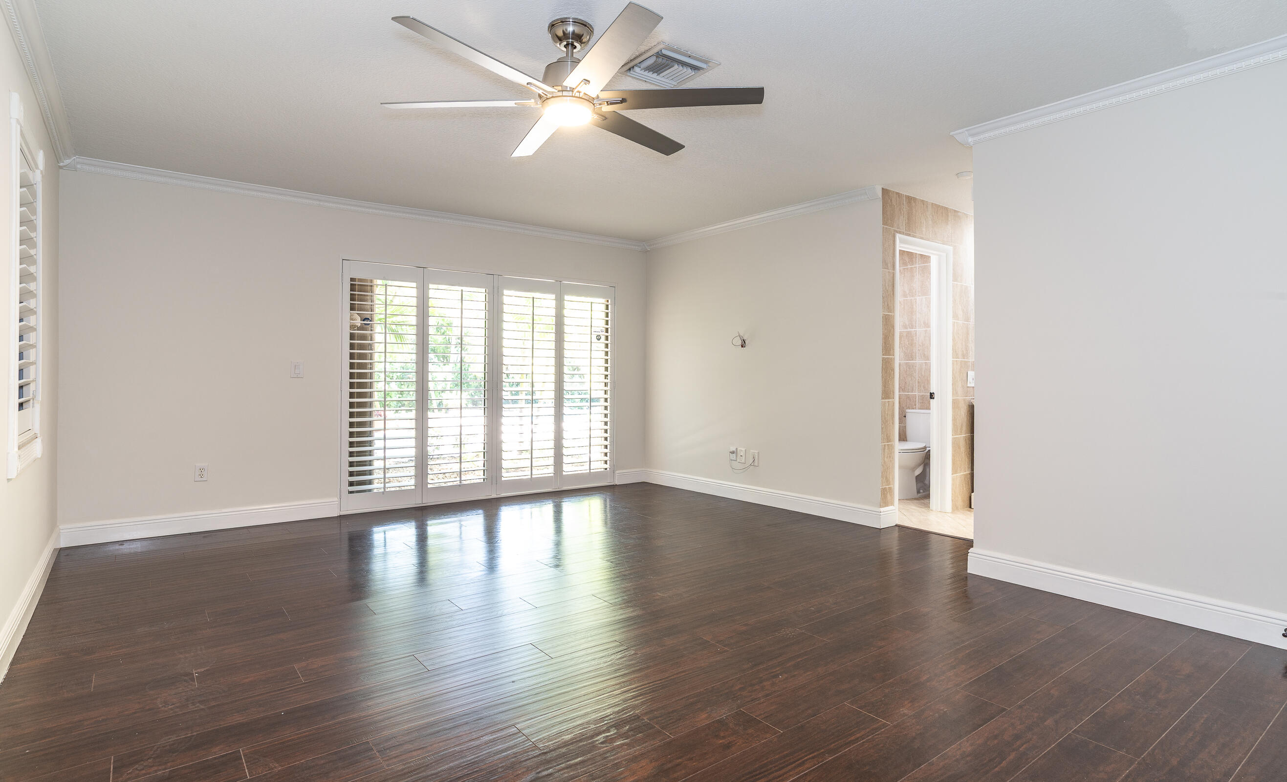 2711 NW 26th Circle
