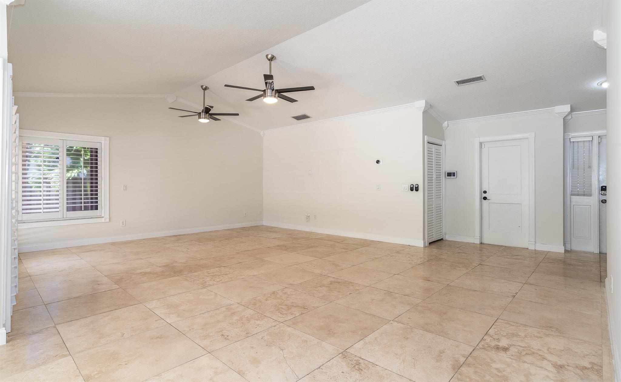 2711 NW 26th Circle