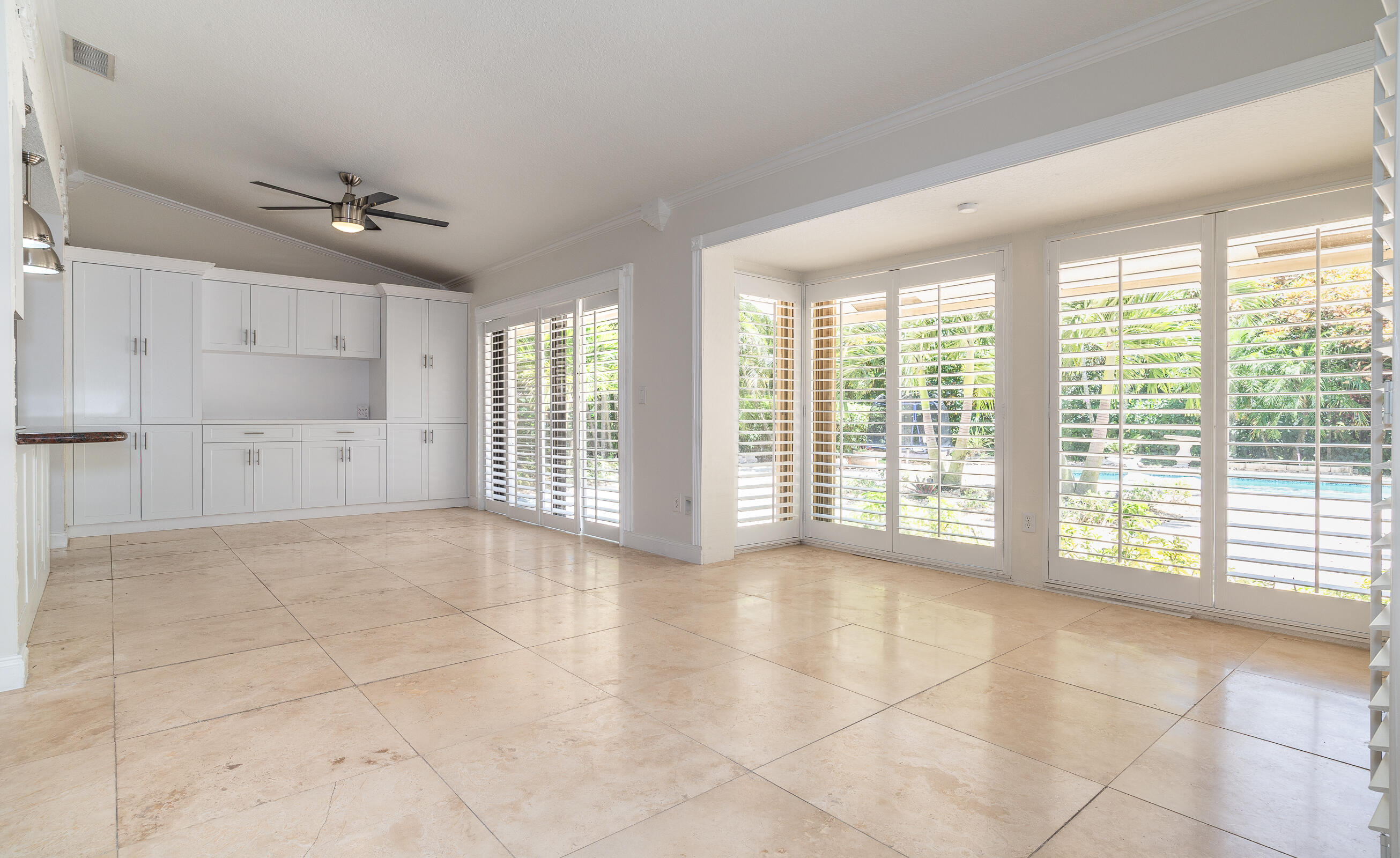 2711 NW 26th Circle
