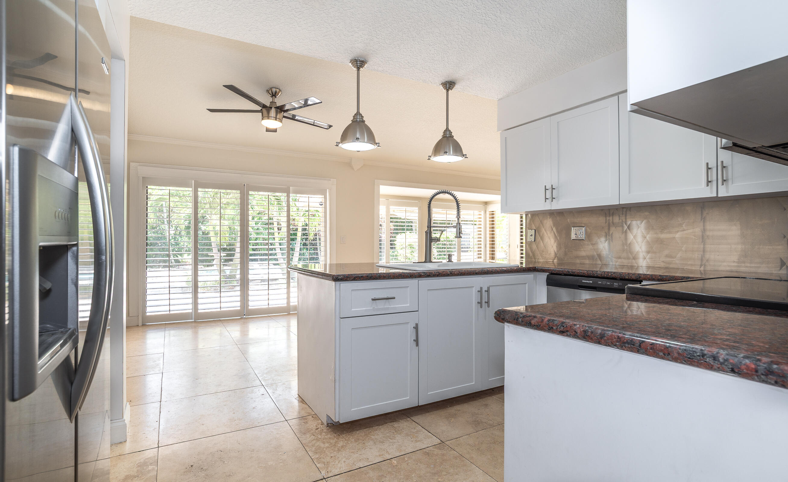 2711 NW 26th Circle