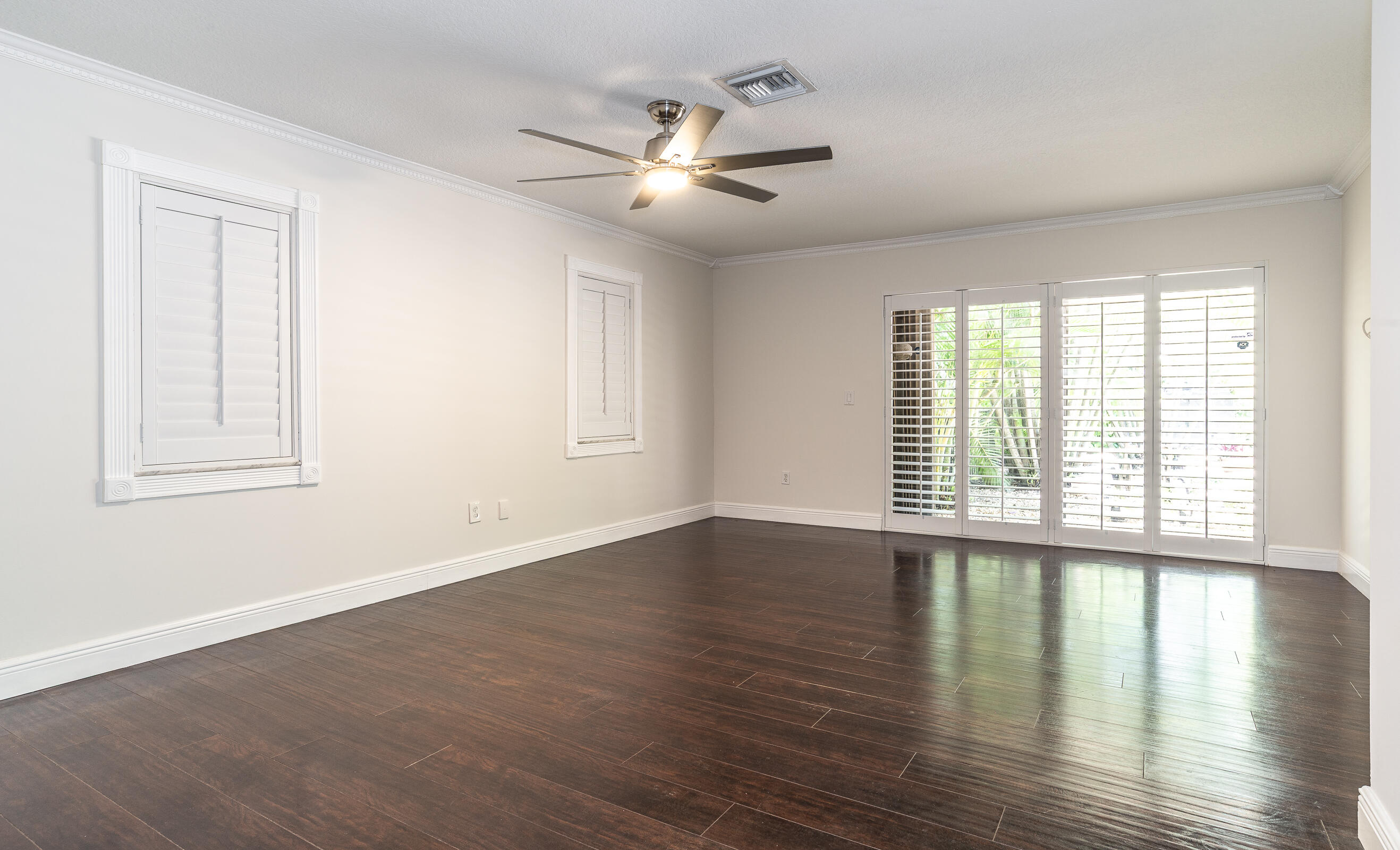 2711 NW 26th Circle