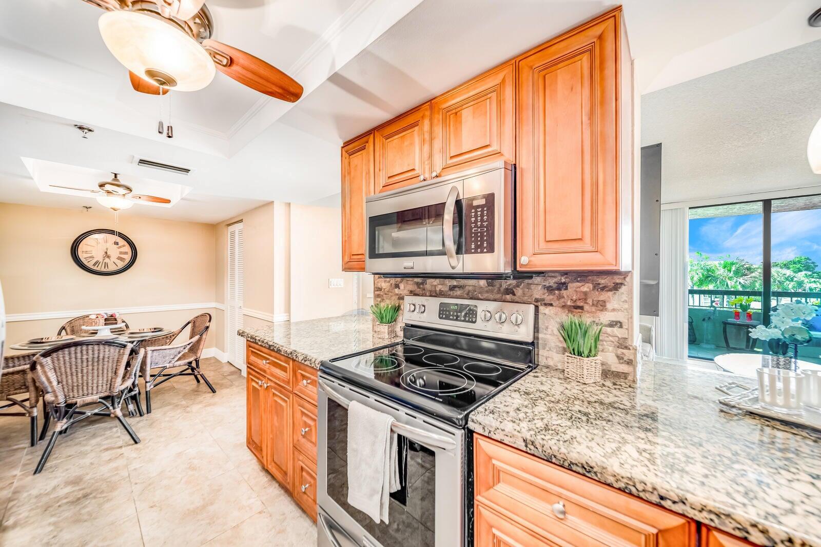 6372 La Costa Drive 306