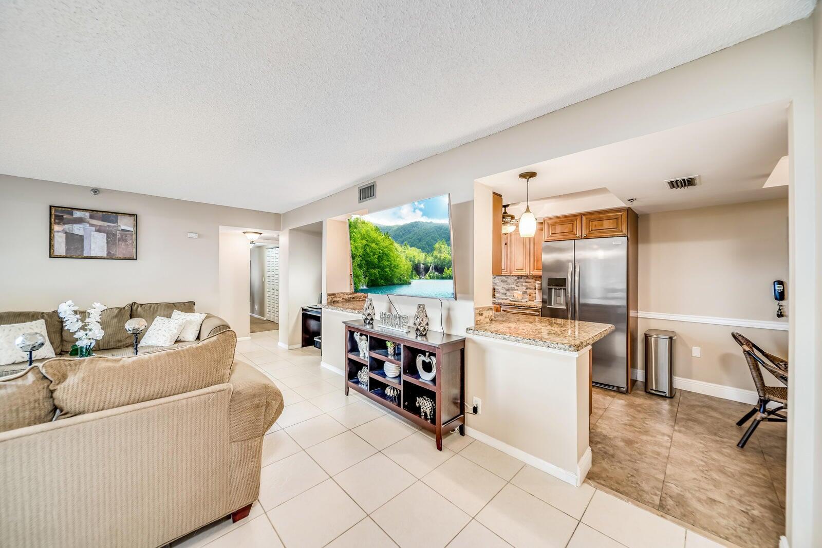 6372 La Costa Drive 306