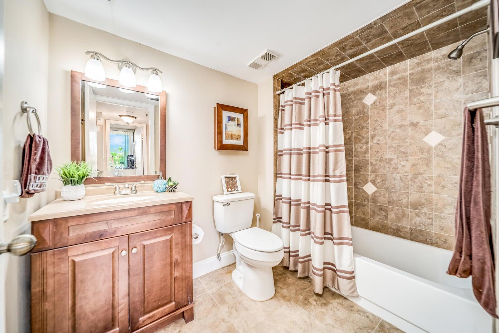 6372 La Costa Drive 306