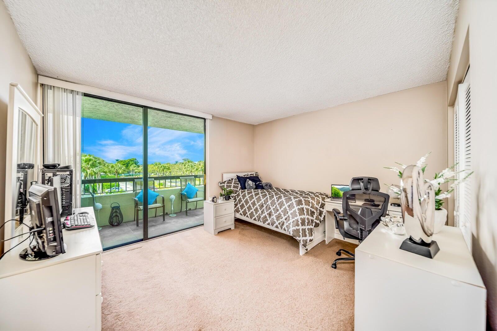 6372 La Costa Drive 306