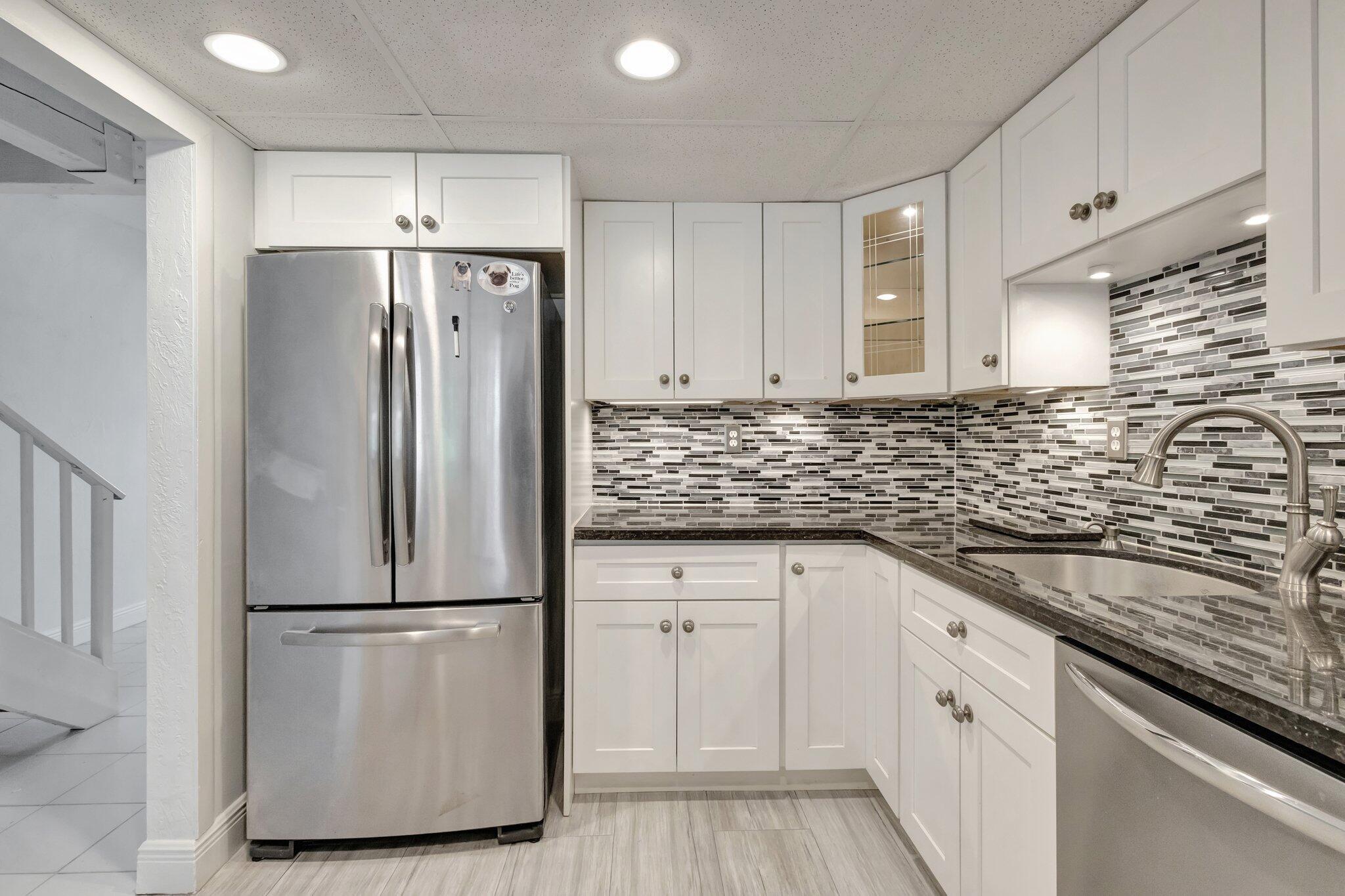 4731 NW 2nd Avenue 406