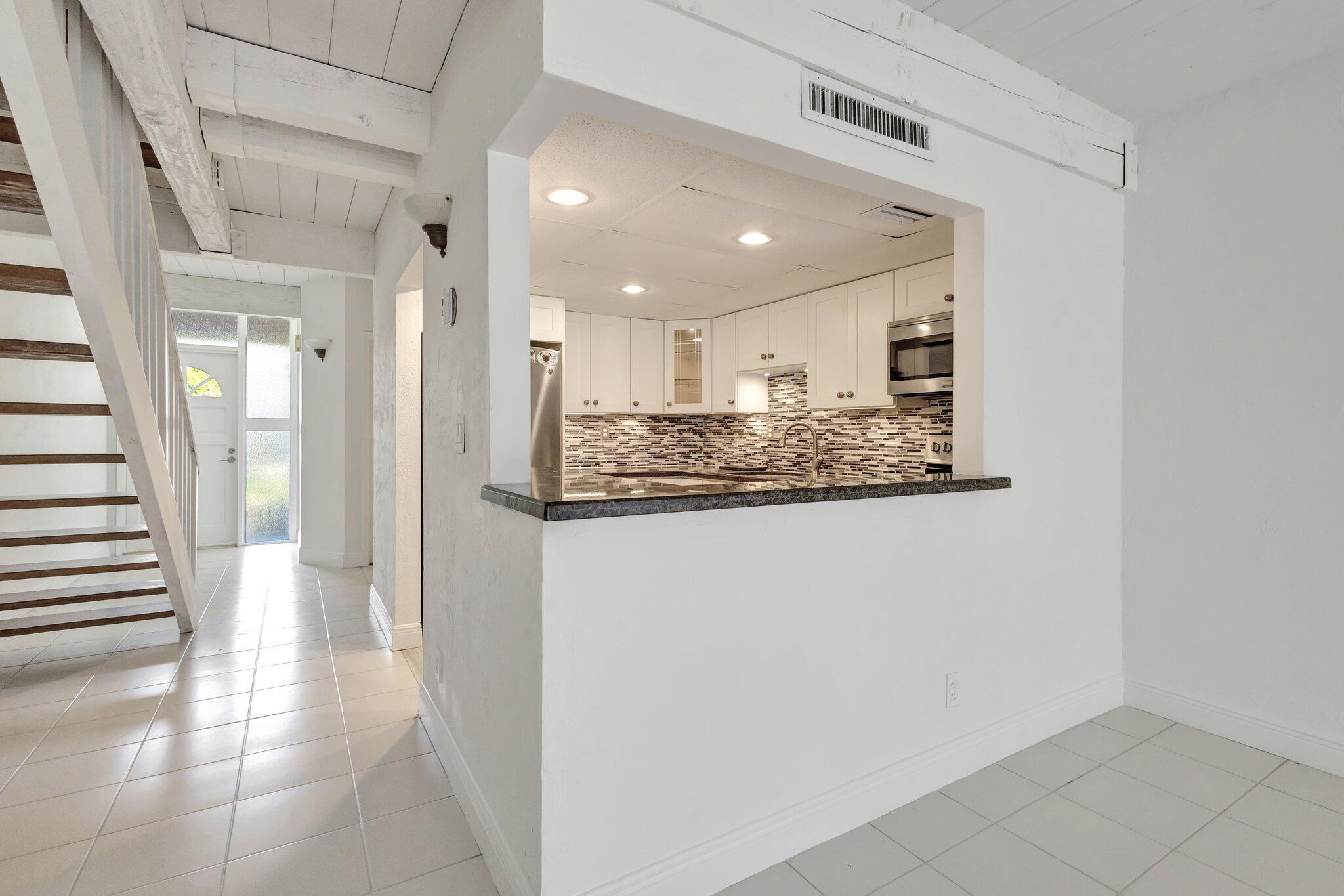 4731 NW 2nd Avenue 406