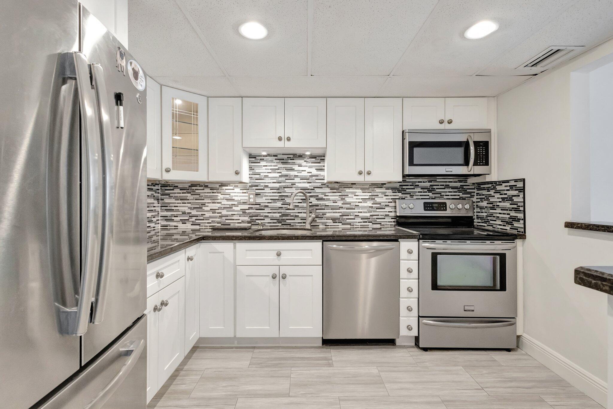 4731 NW 2nd Avenue 406