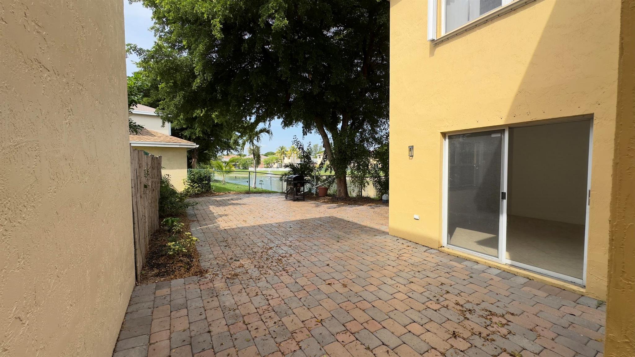 4068 Eastridge Drive