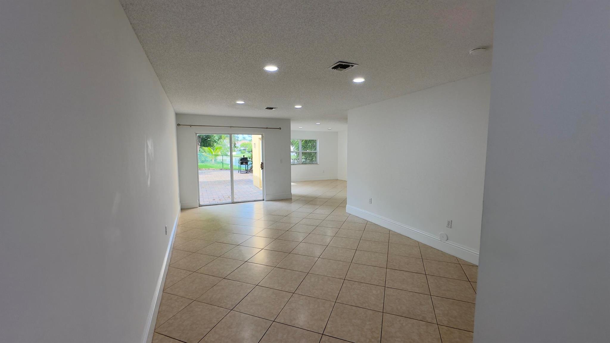 4068 Eastridge Drive