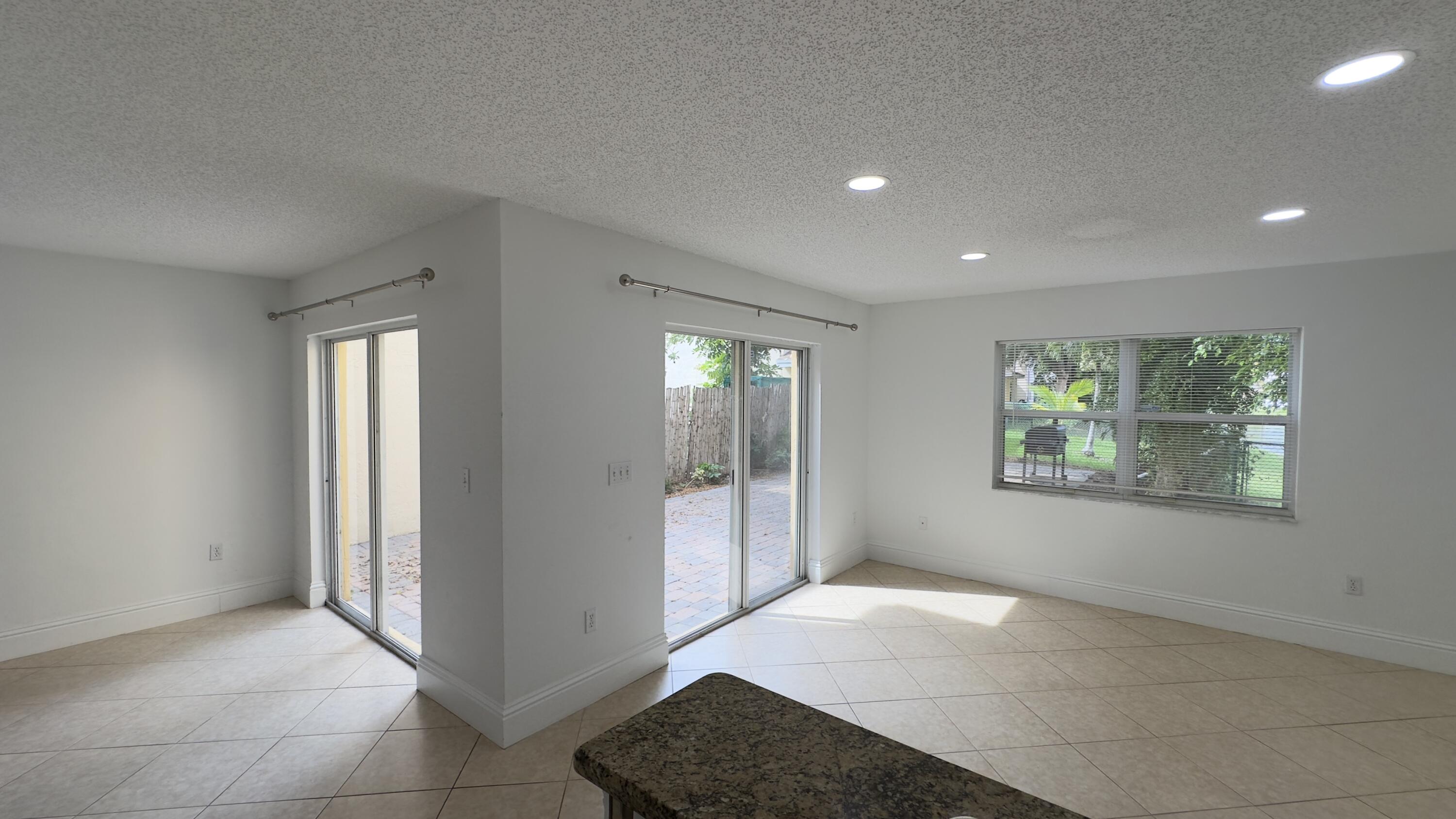 4068 Eastridge Drive