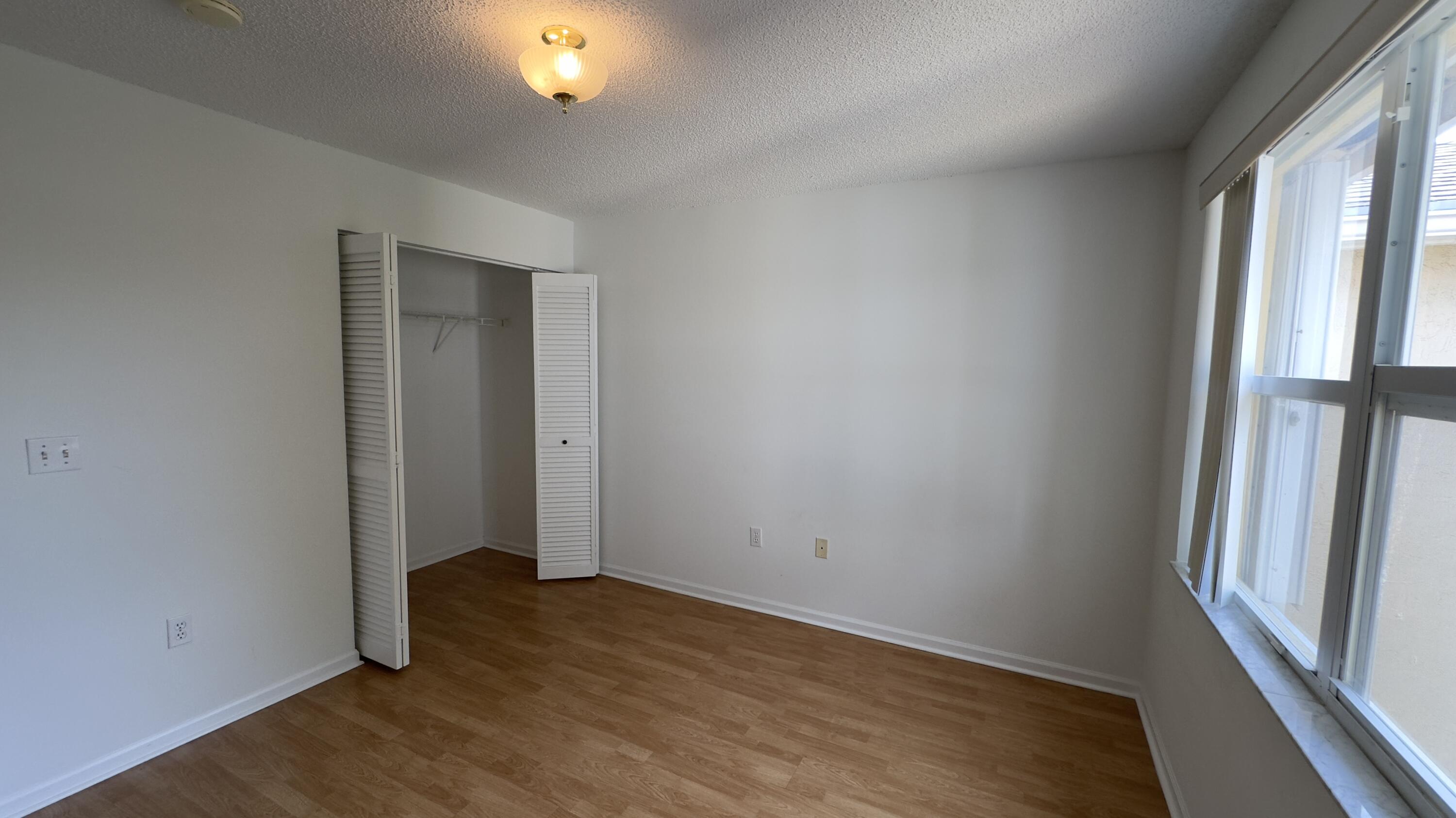 4068 Eastridge Drive