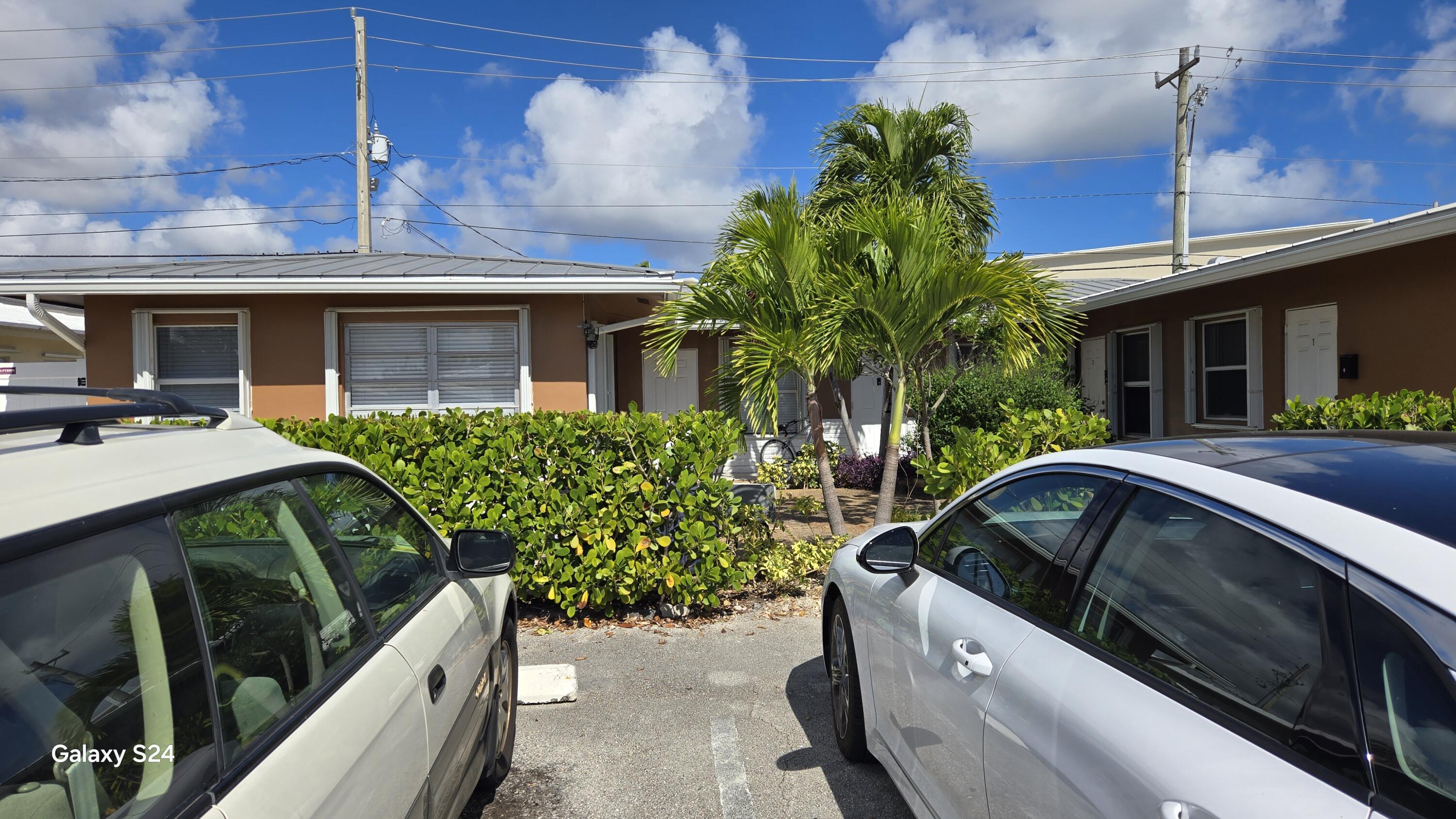 4761 NE 21 Terrace 3