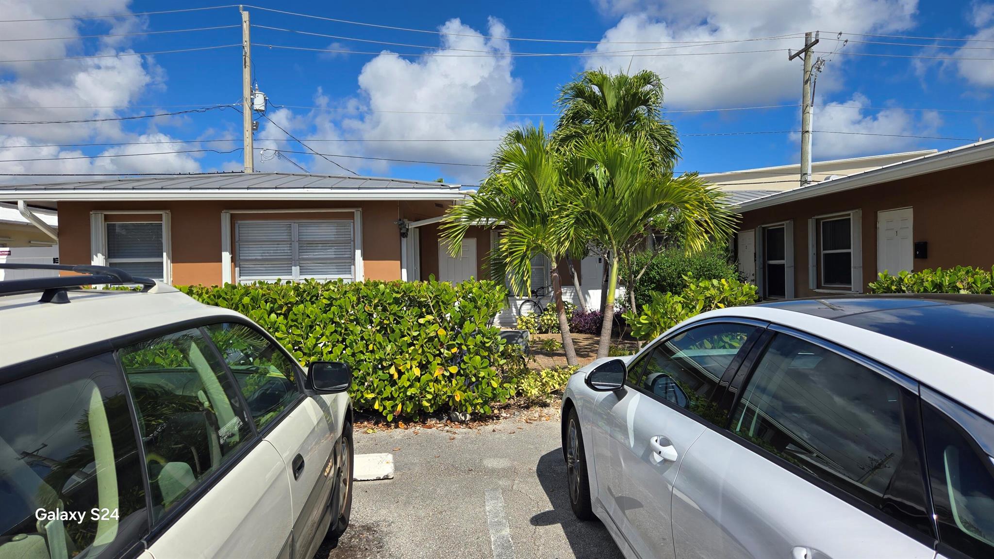 4761 NE 21 Terrace 3