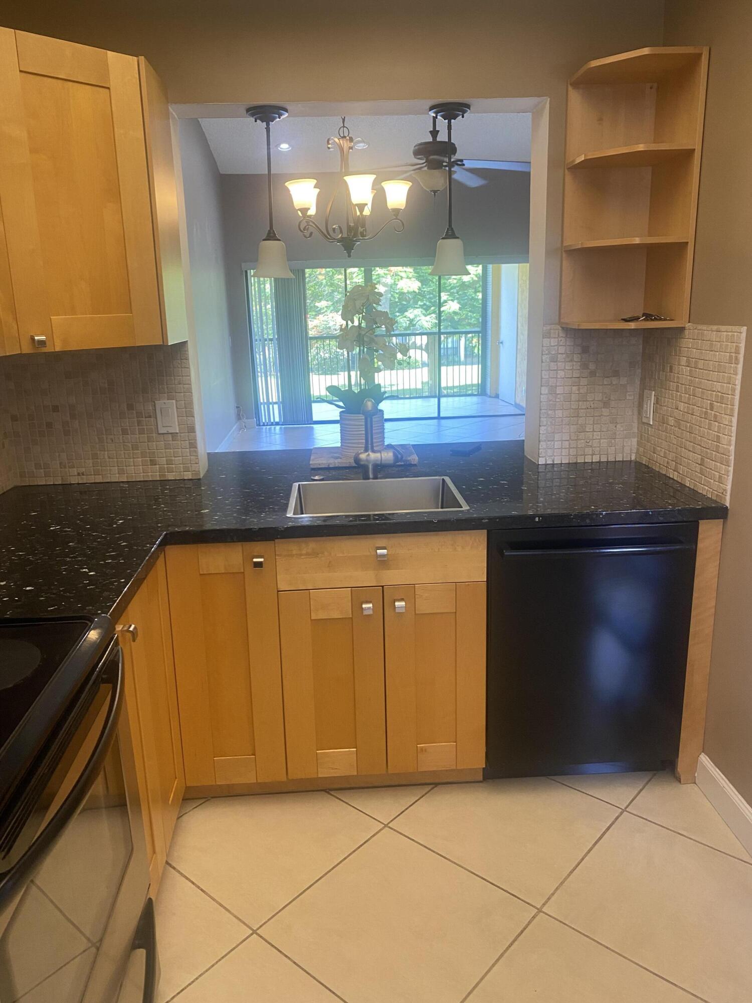 2339 SW 15th Street 16, Deerfield Beach Unit: 16