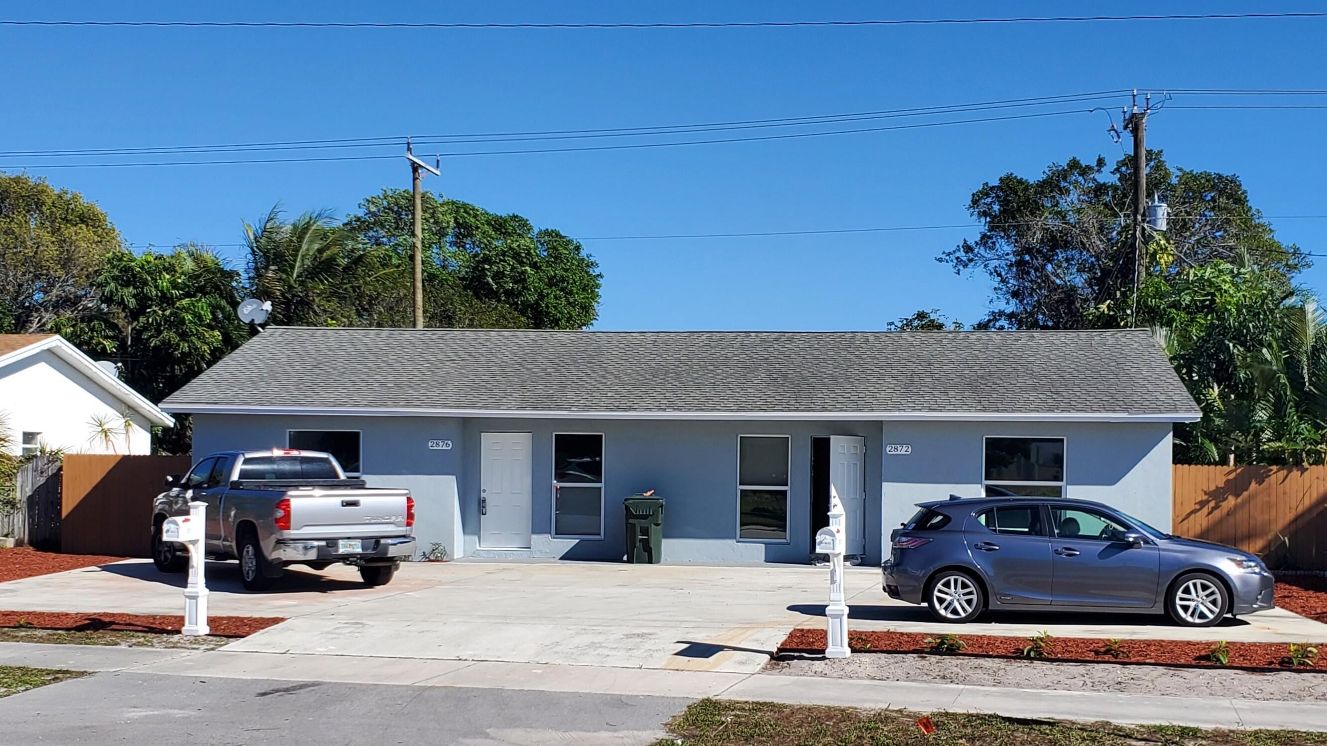 2872 N Dixie Highway