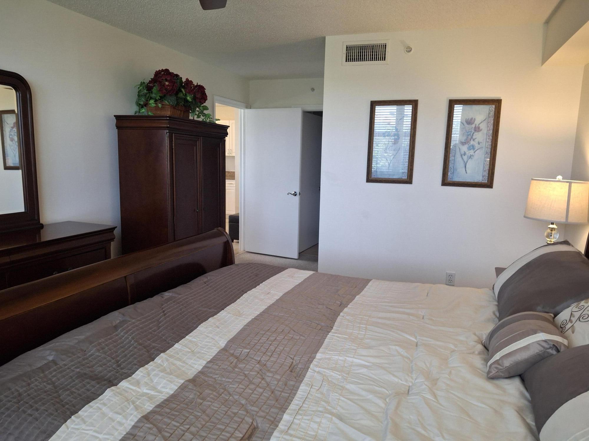 3606 S Ocean Boulevard 402