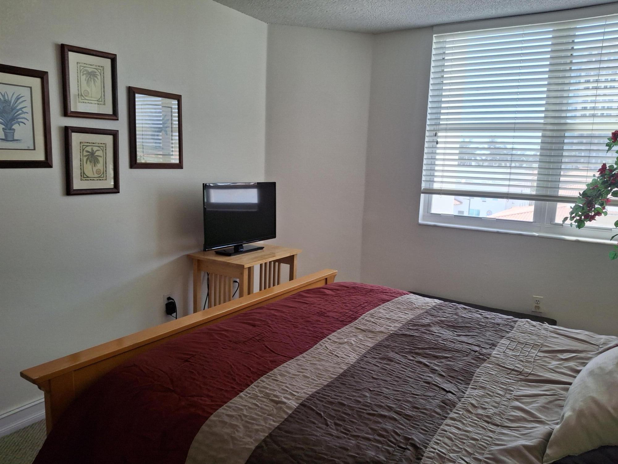 3606 S Ocean Boulevard 402