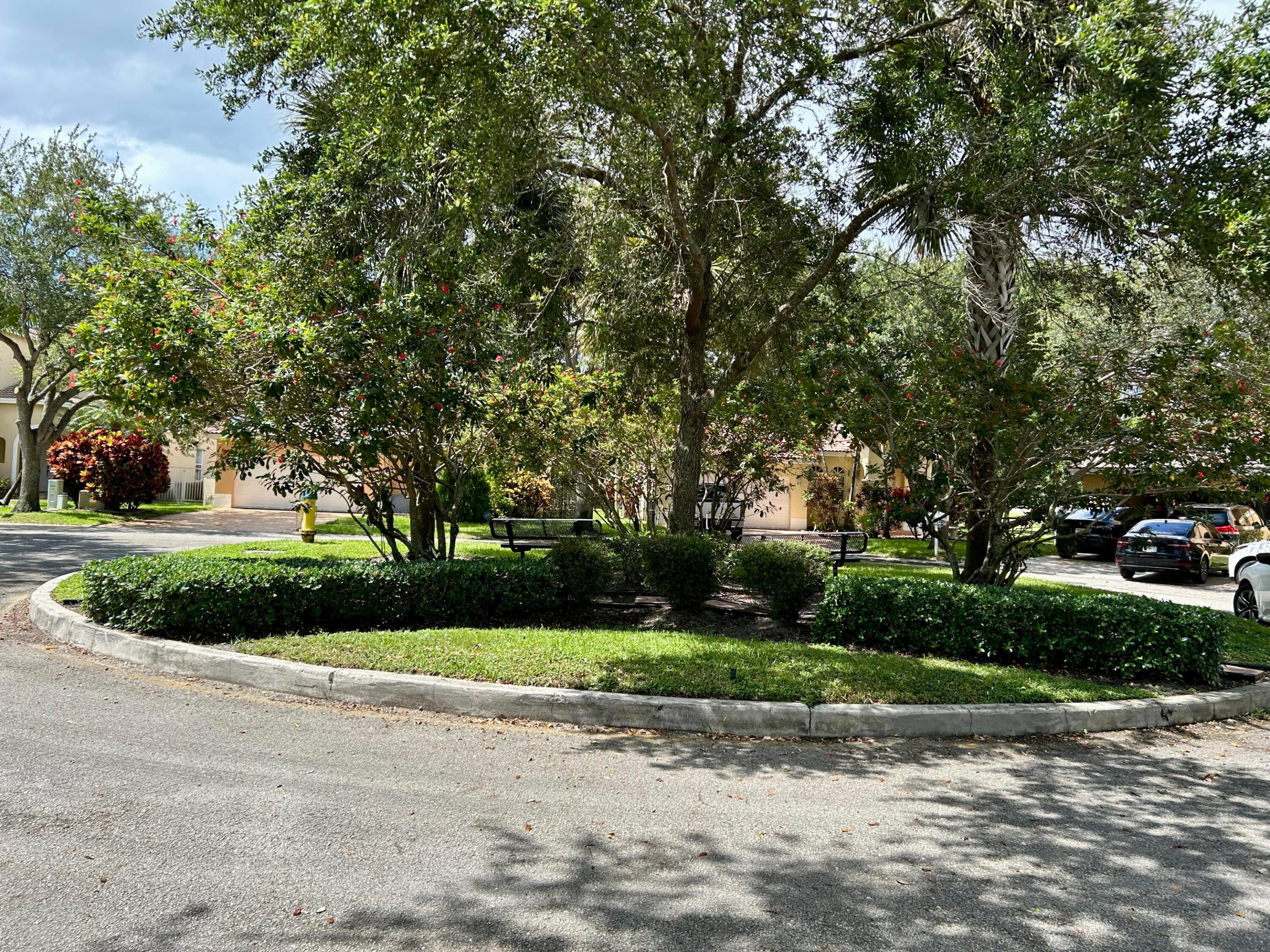 4421 NW 41st Place
