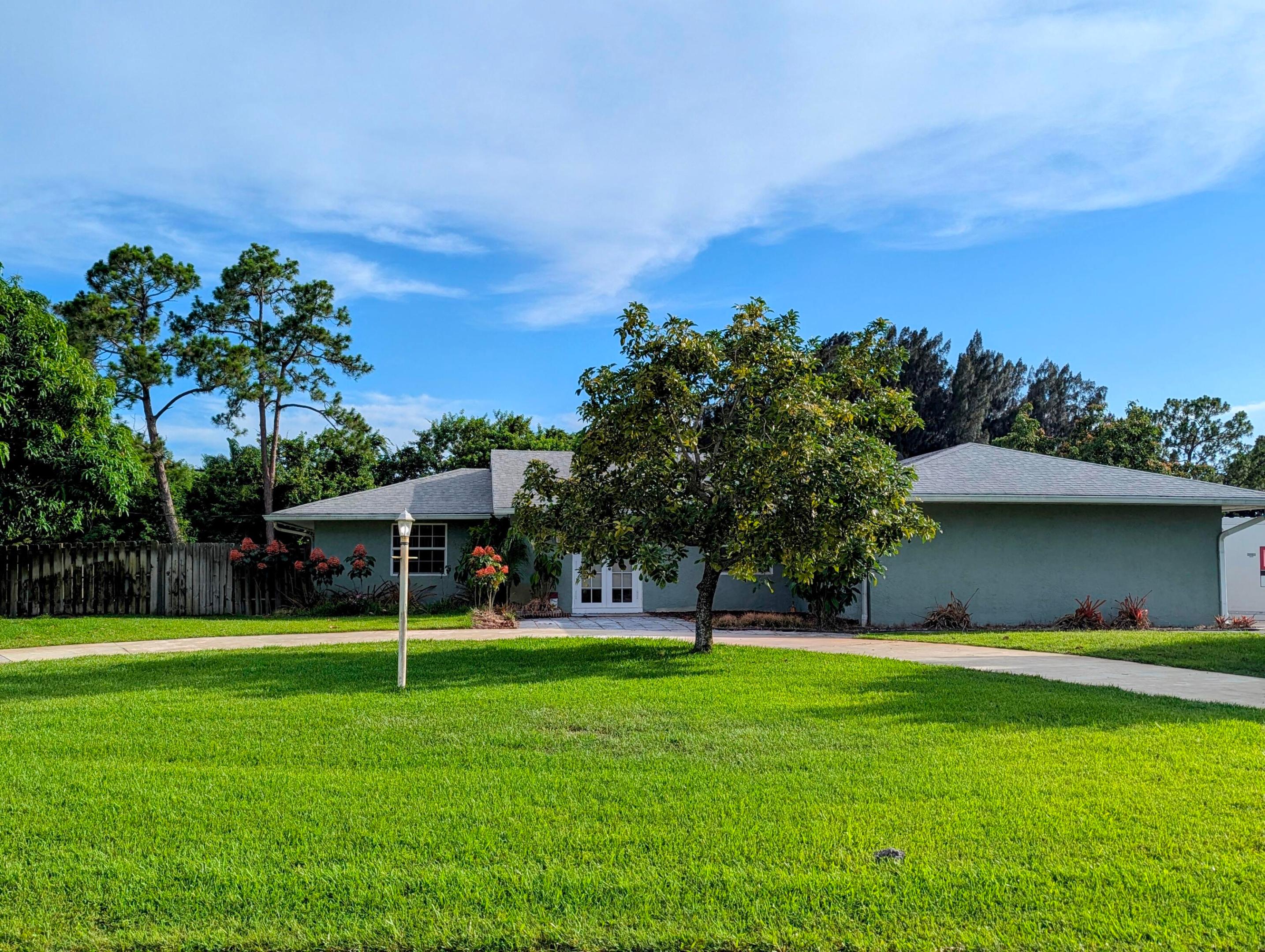 3074 SE Dalhart Road