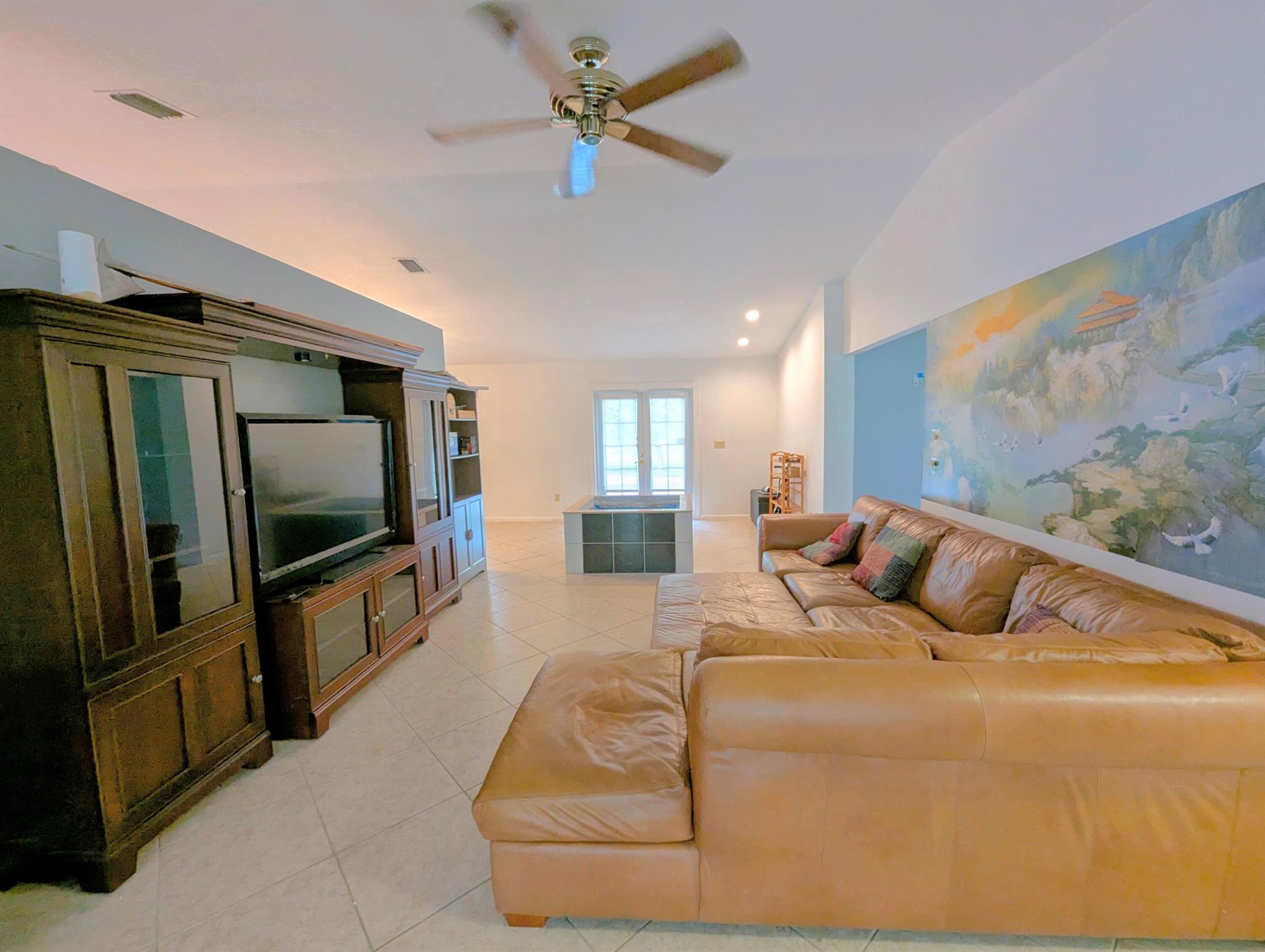 3074 SE Dalhart Road