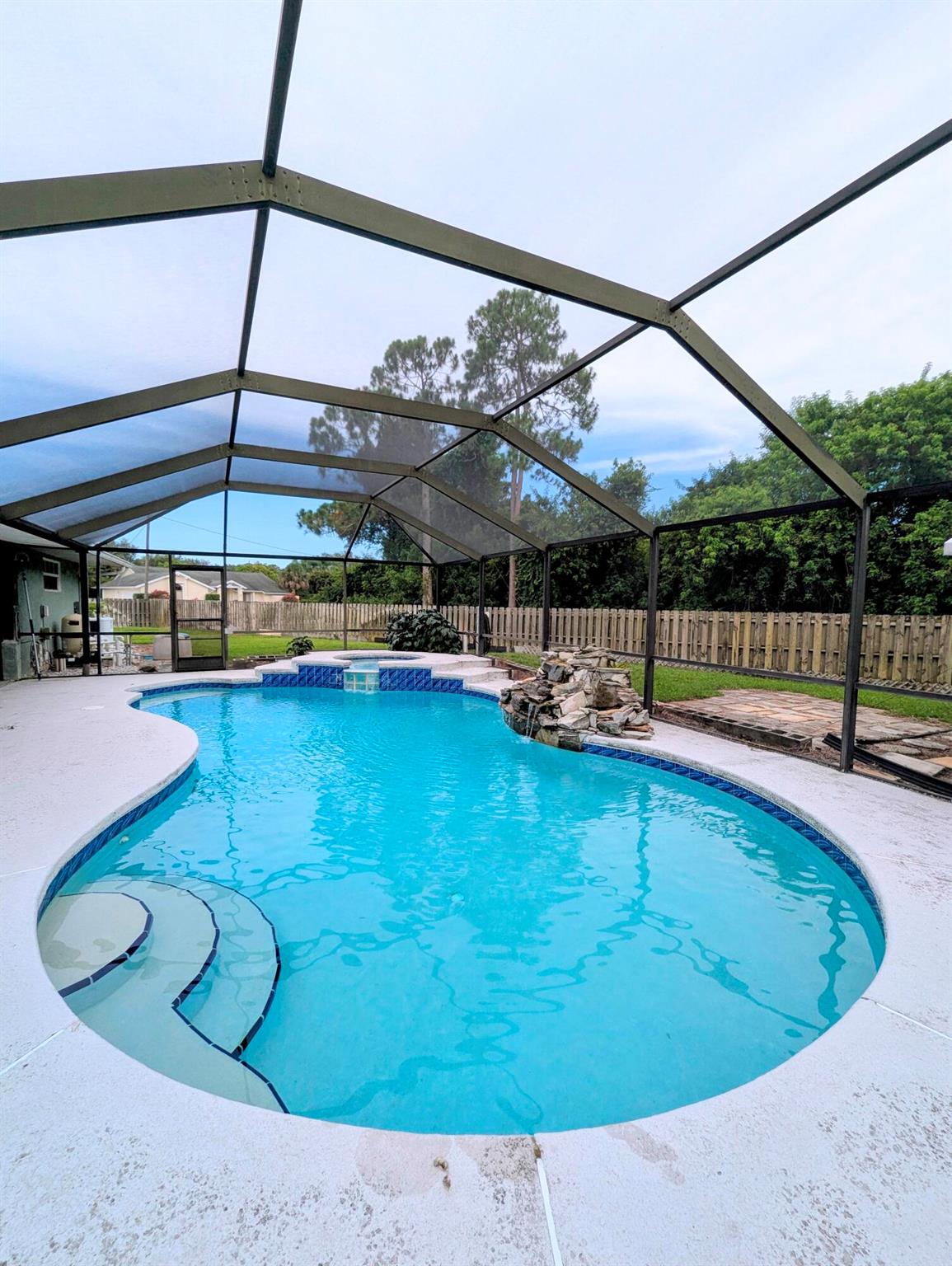 3074 SE Dalhart Road