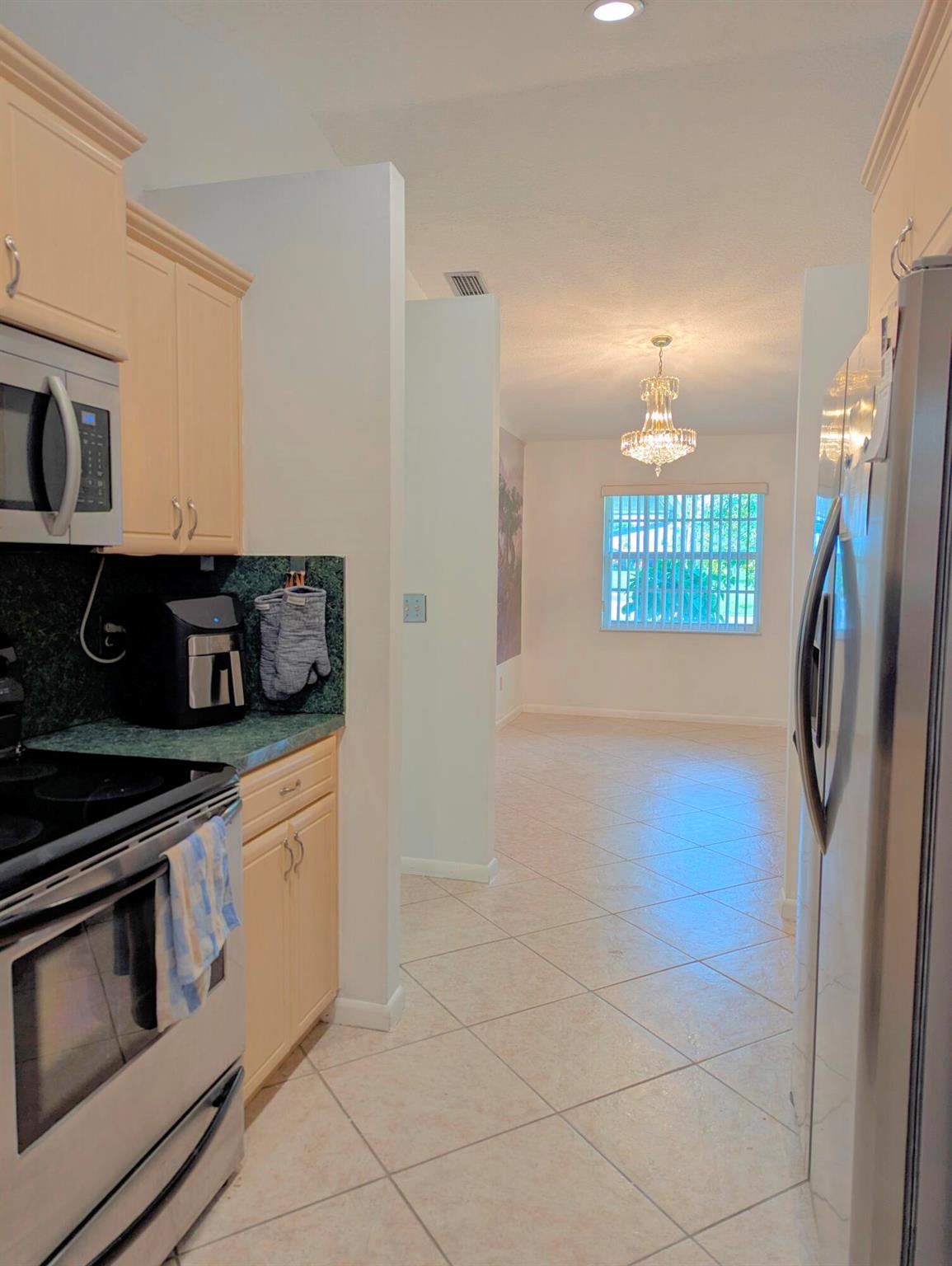 3074 SE Dalhart Road