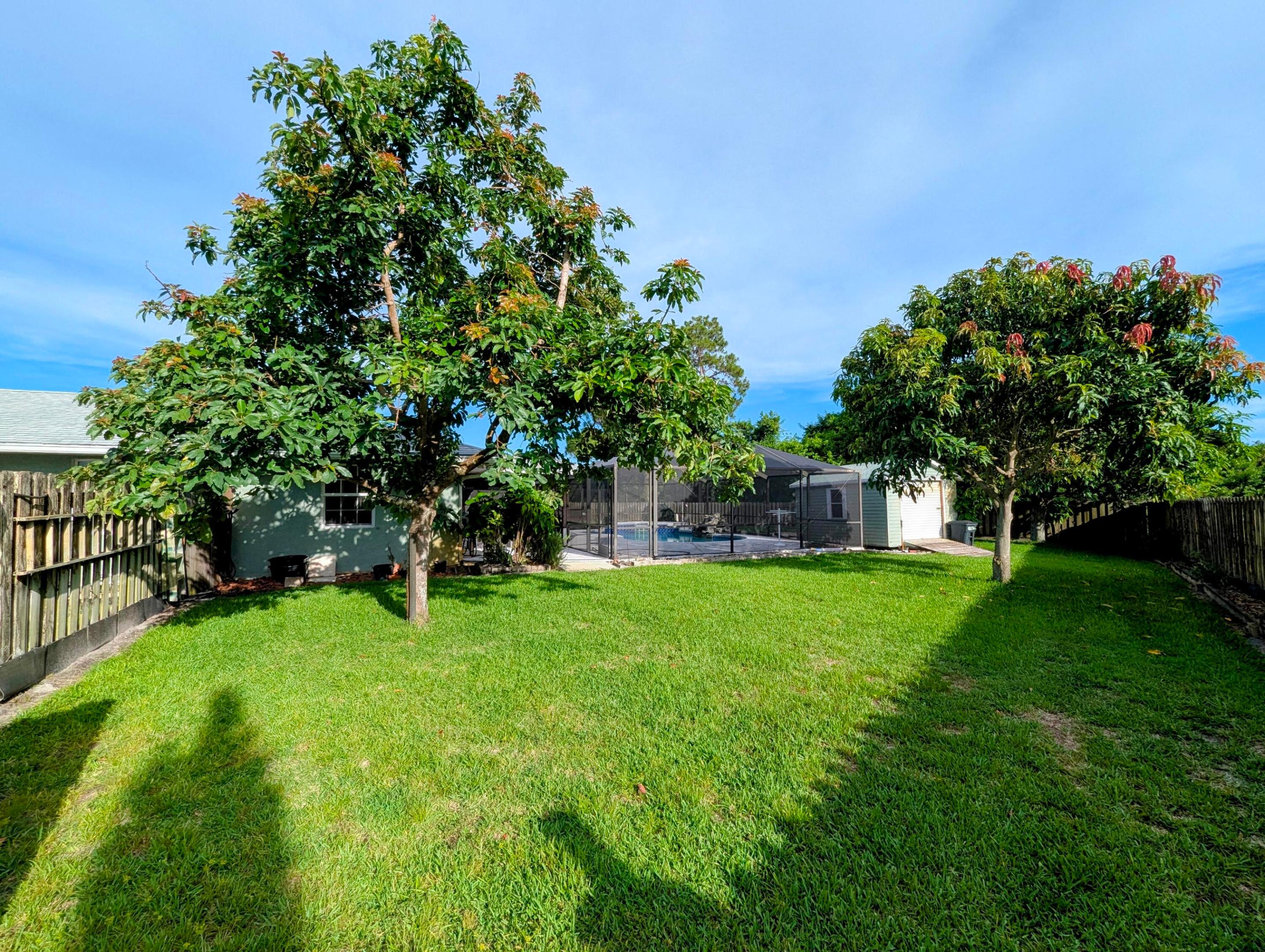 3074 SE Dalhart Road