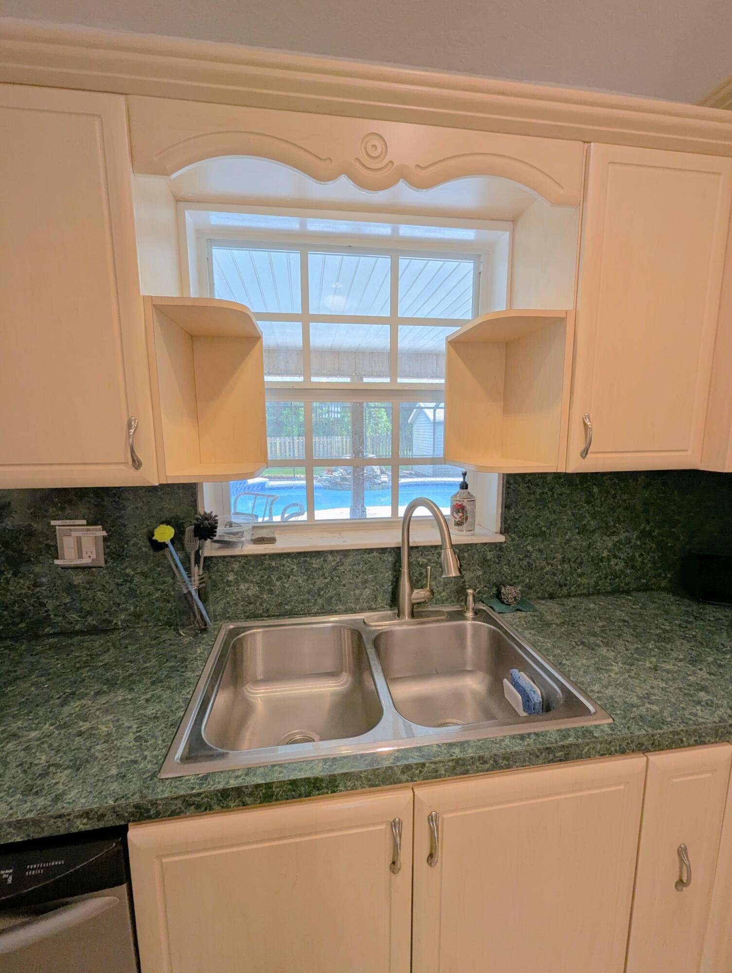 3074 SE Dalhart Road