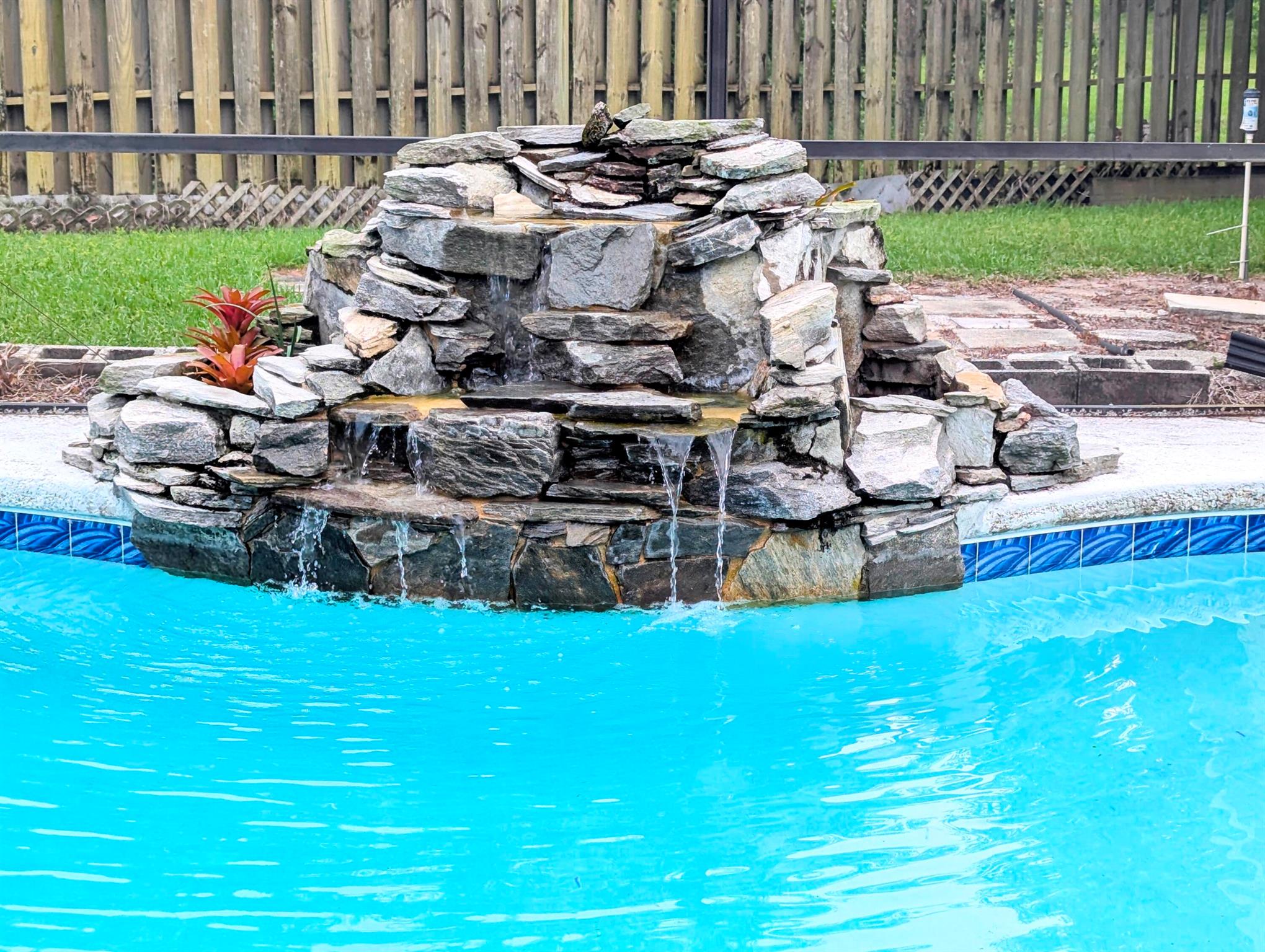 3074 SE Dalhart Road