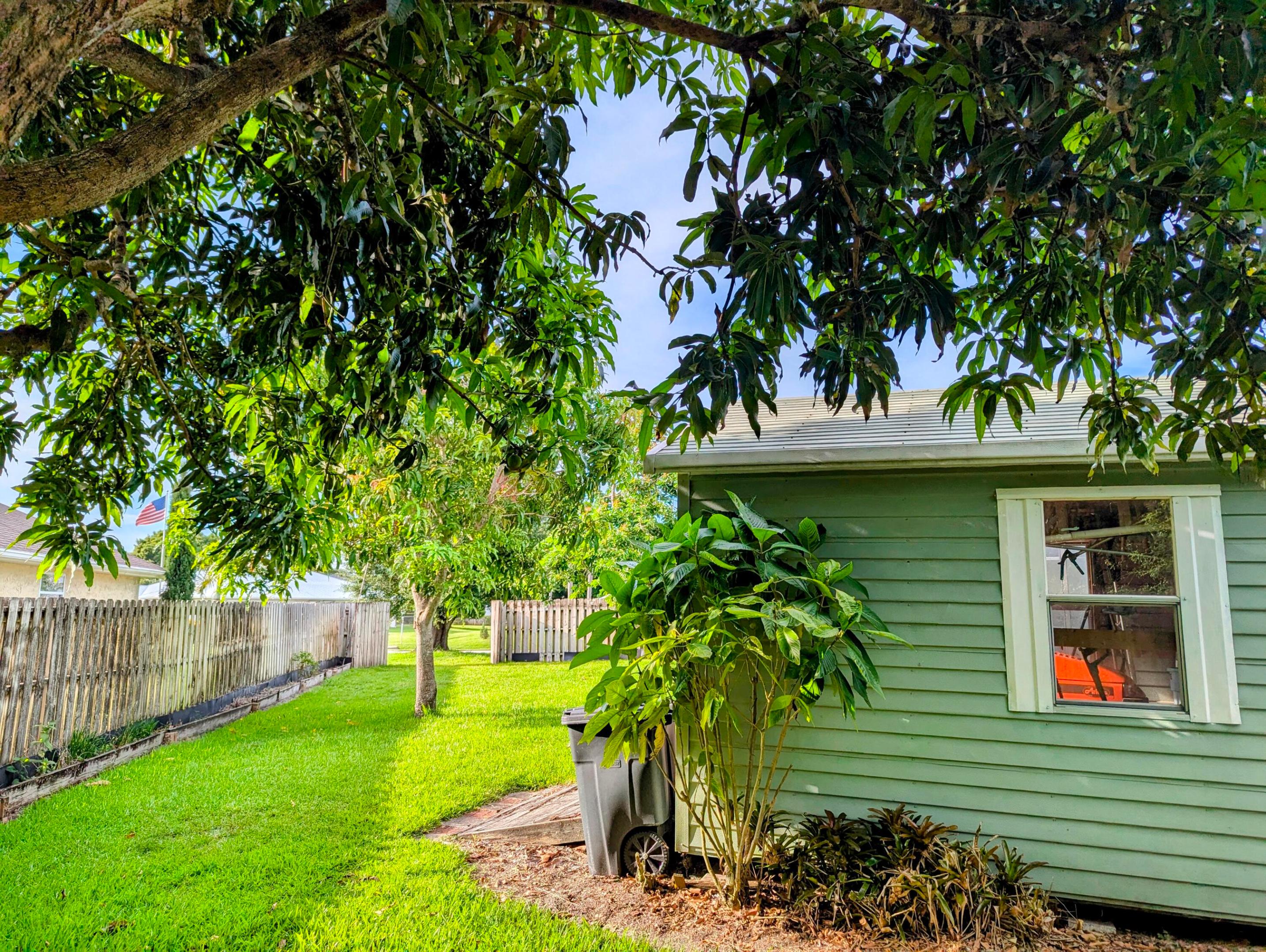 3074 SE Dalhart Road