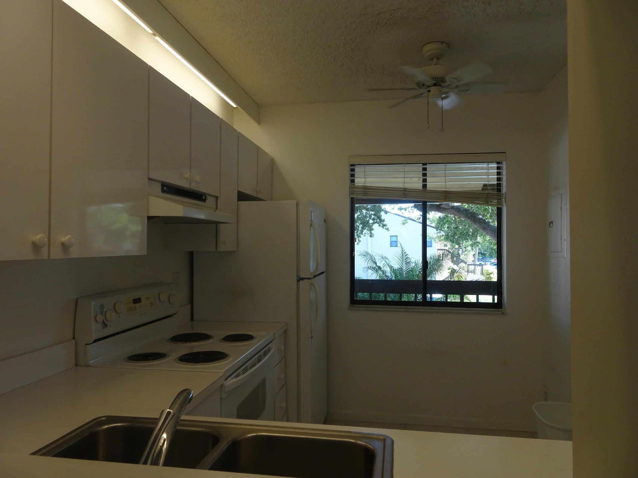 6585 Somerset Drive 205