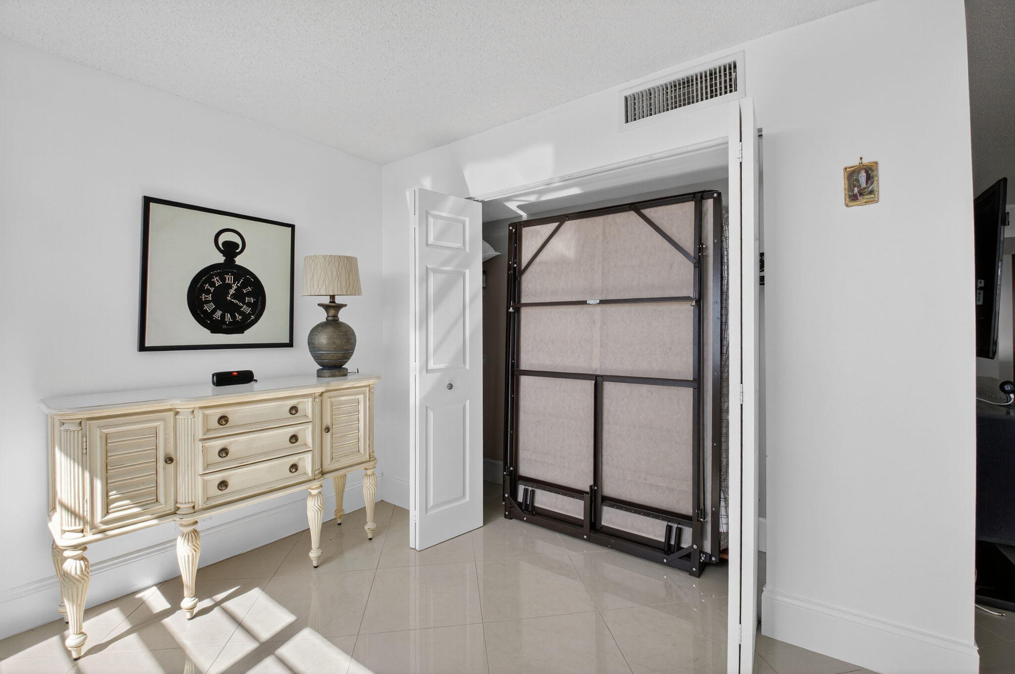 5500 NW 2nd Avenue 718