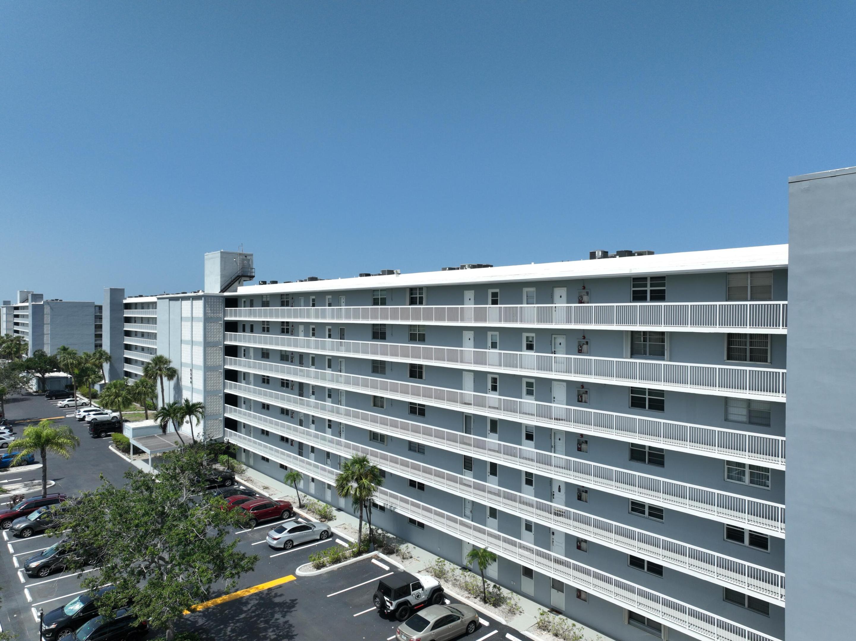 5500 NW 2nd Avenue 718