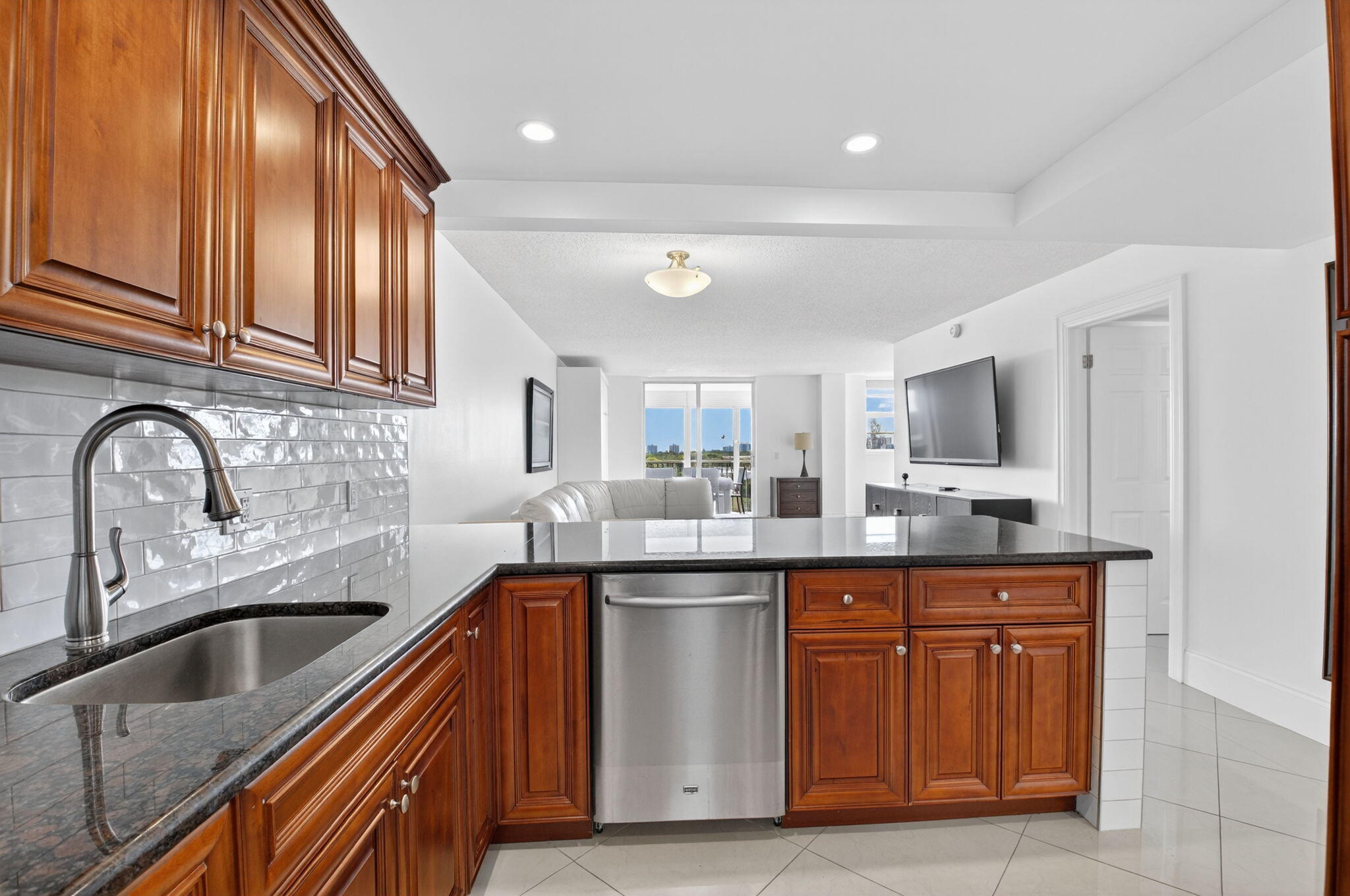 5500 NW 2nd Avenue 718