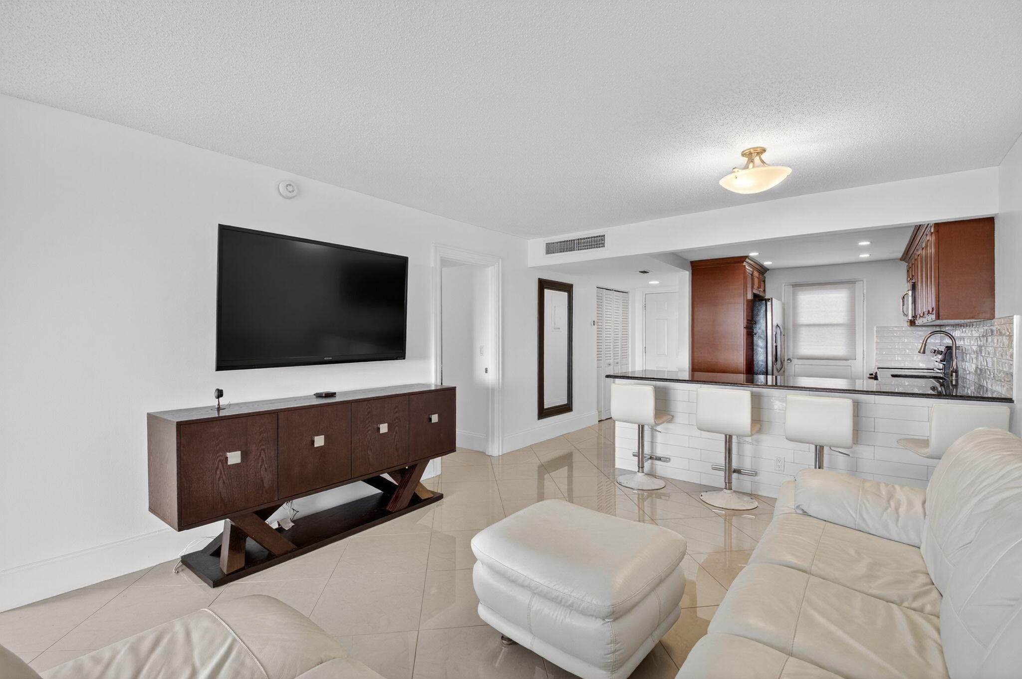 5500 NW 2nd Avenue 718