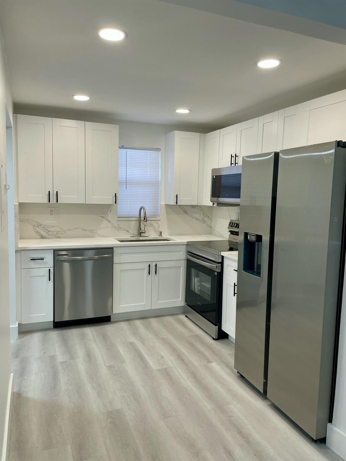 9370 SW 8th Street 212